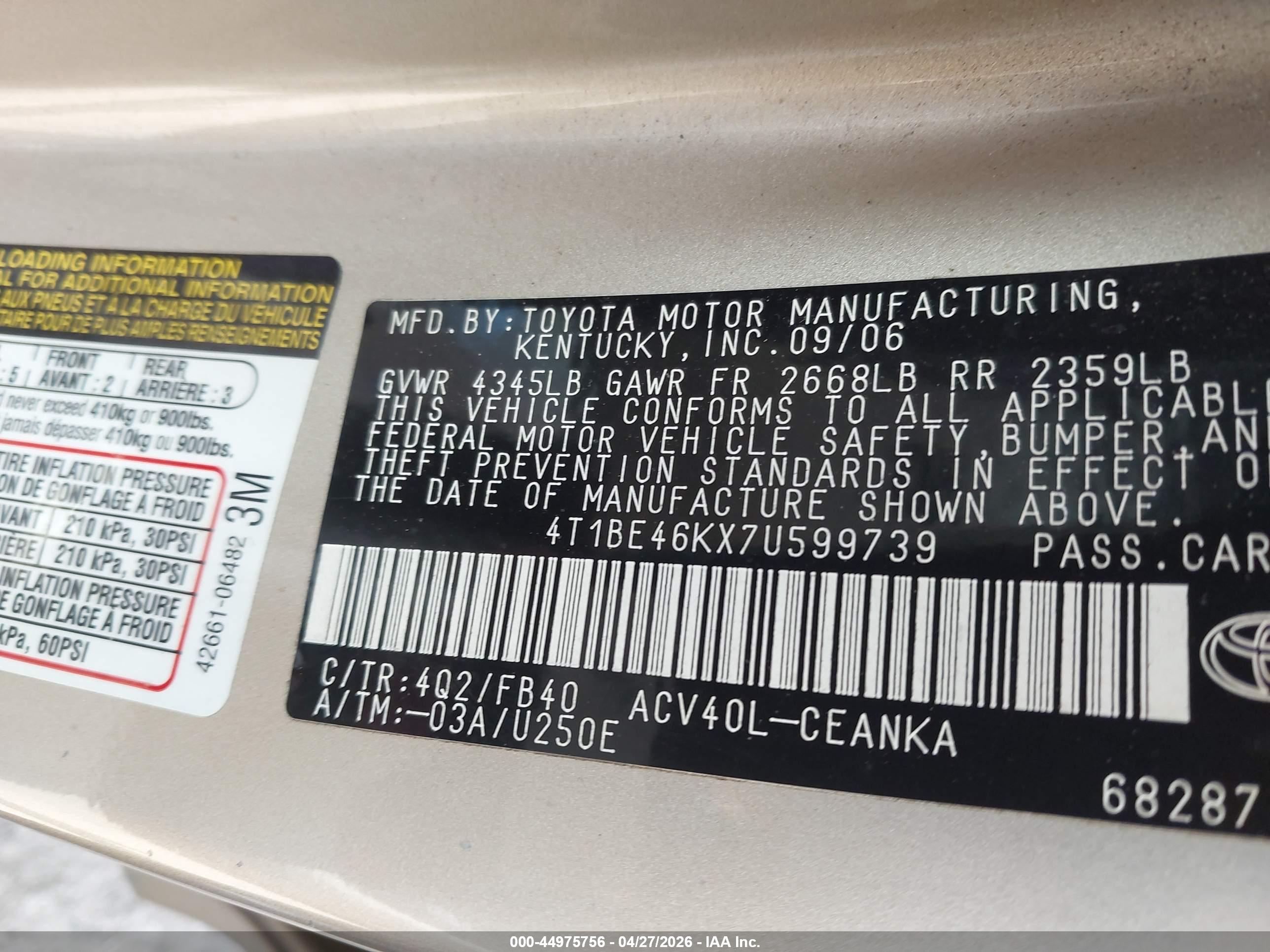 TOYOTA CAMRY image 9