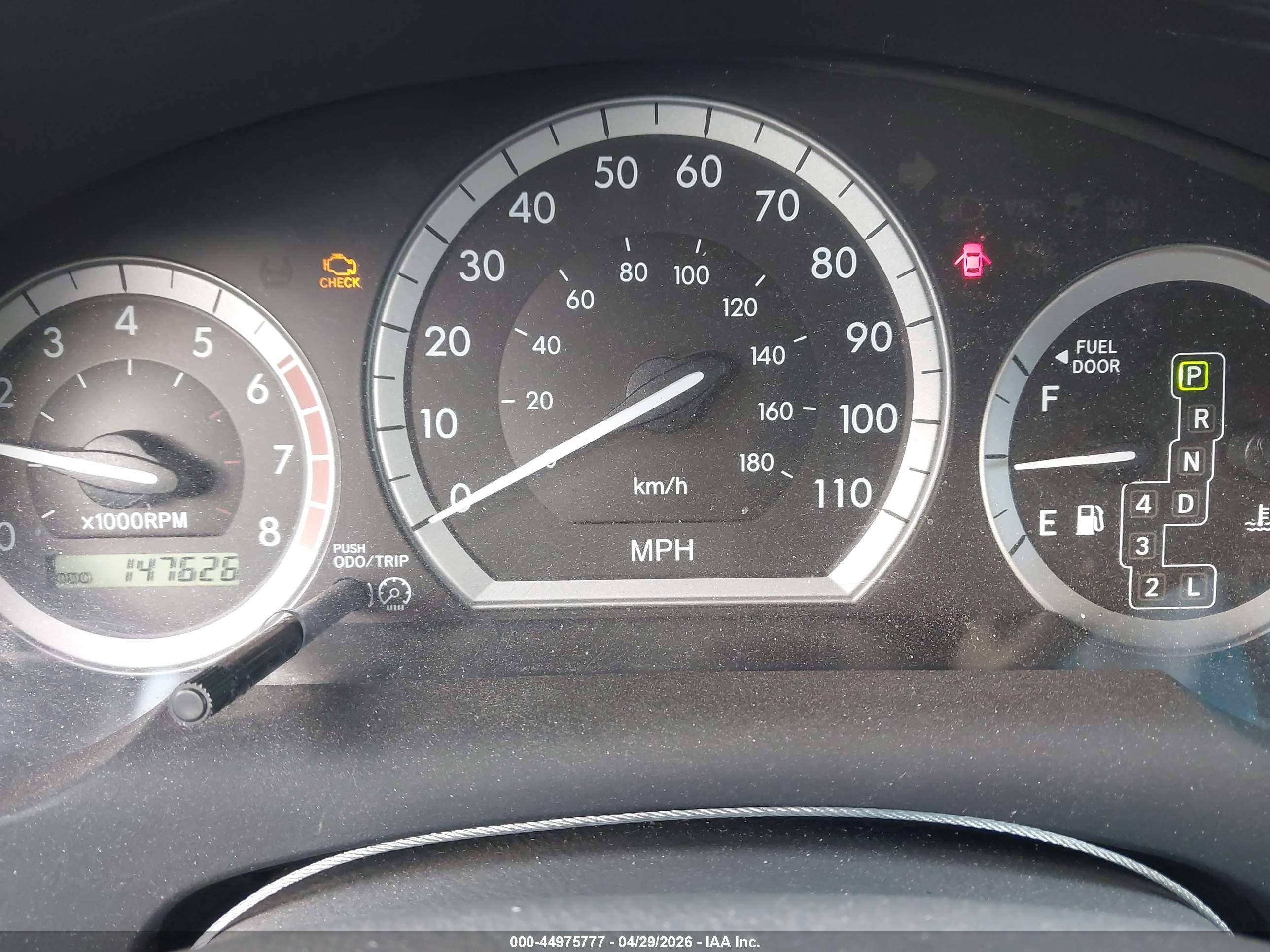 TOYOTA SIENNA image 7