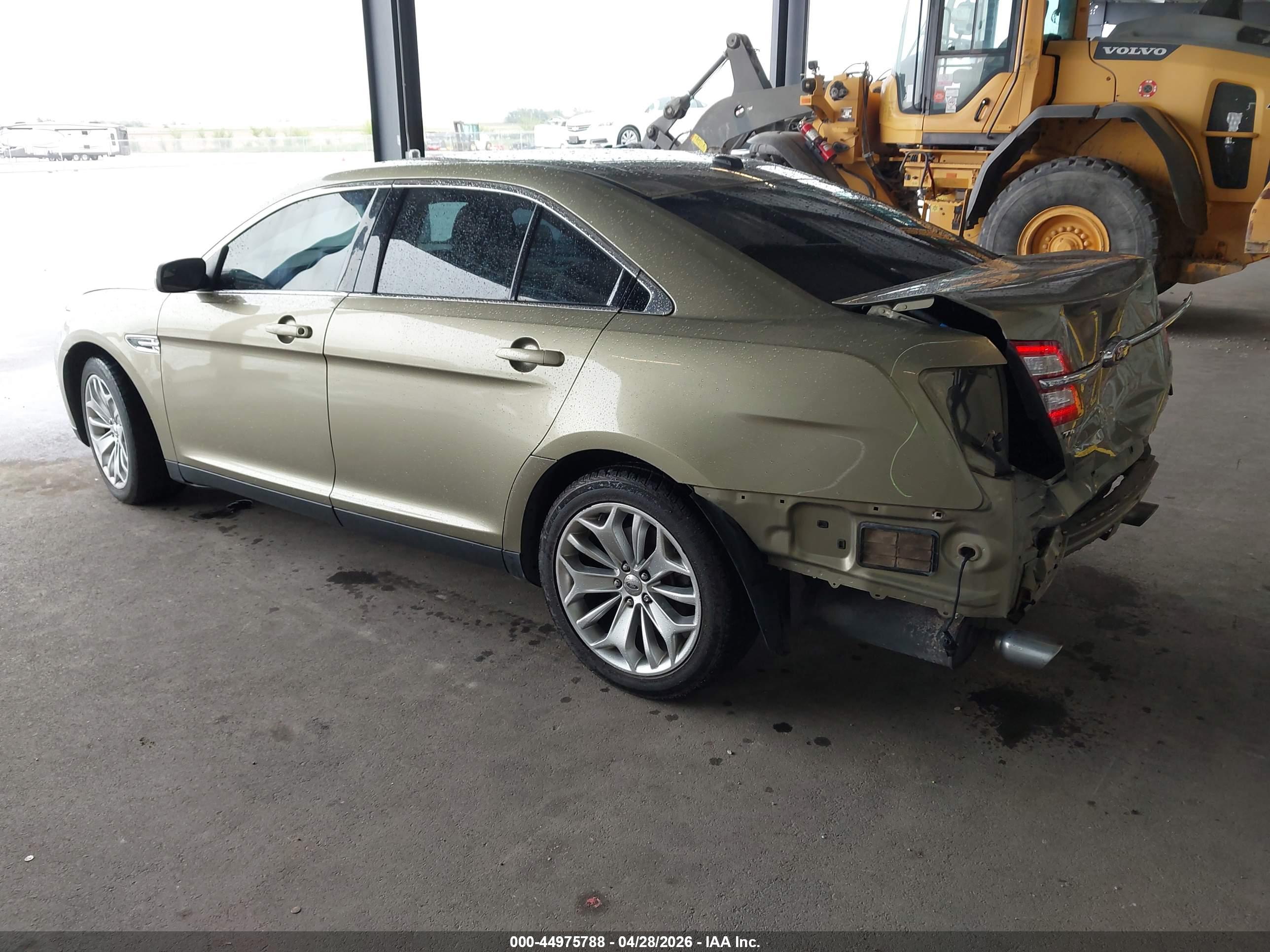 FORD TAURUS image 3