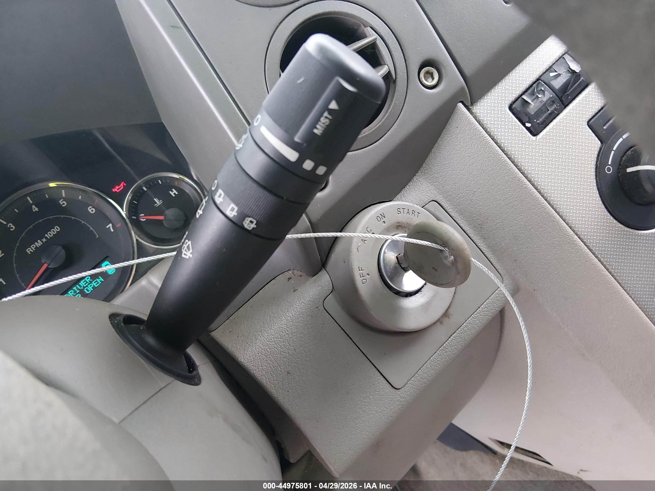 JEEP COMMANDER image 11
