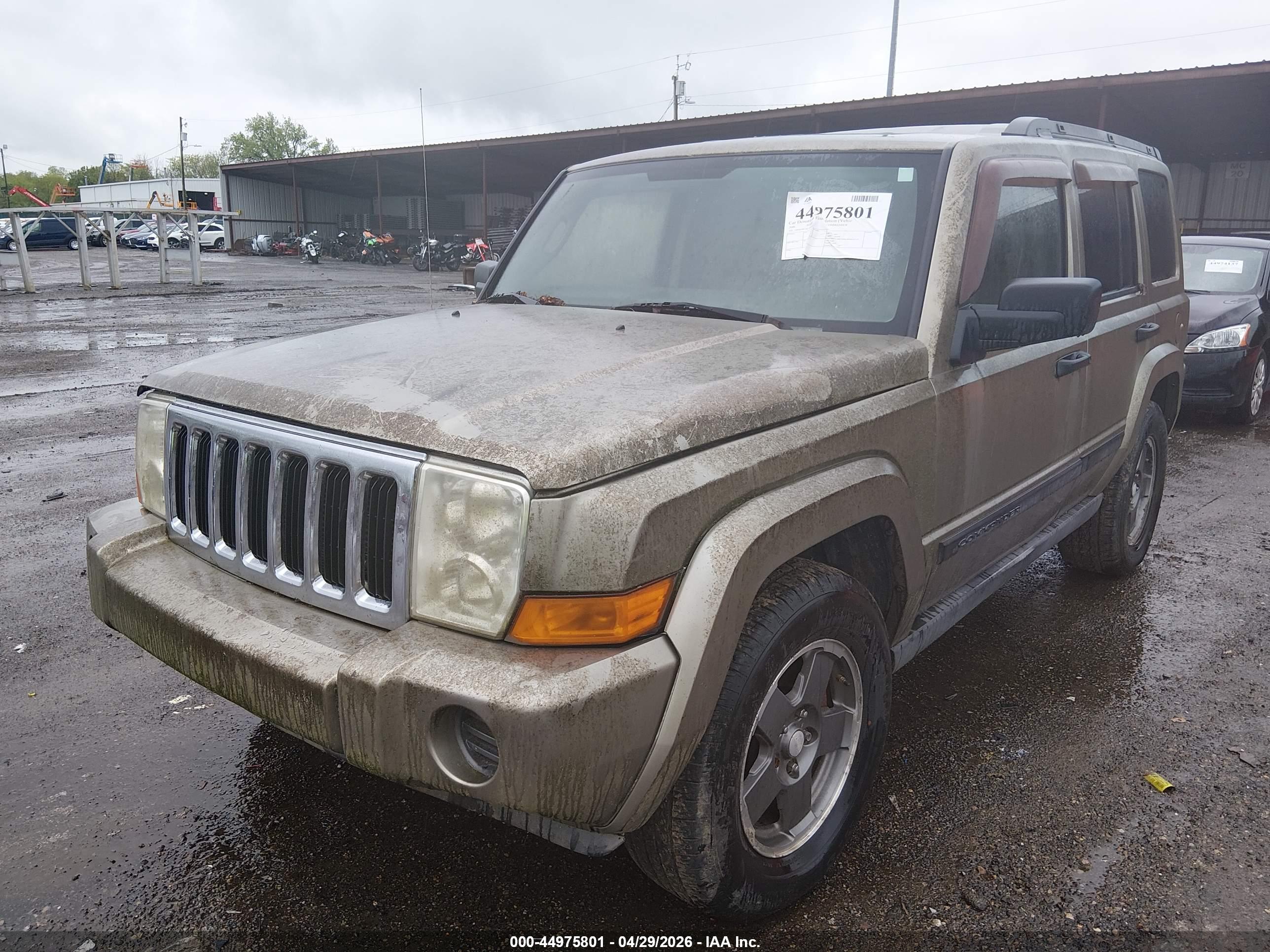JEEP COMMANDER image 2