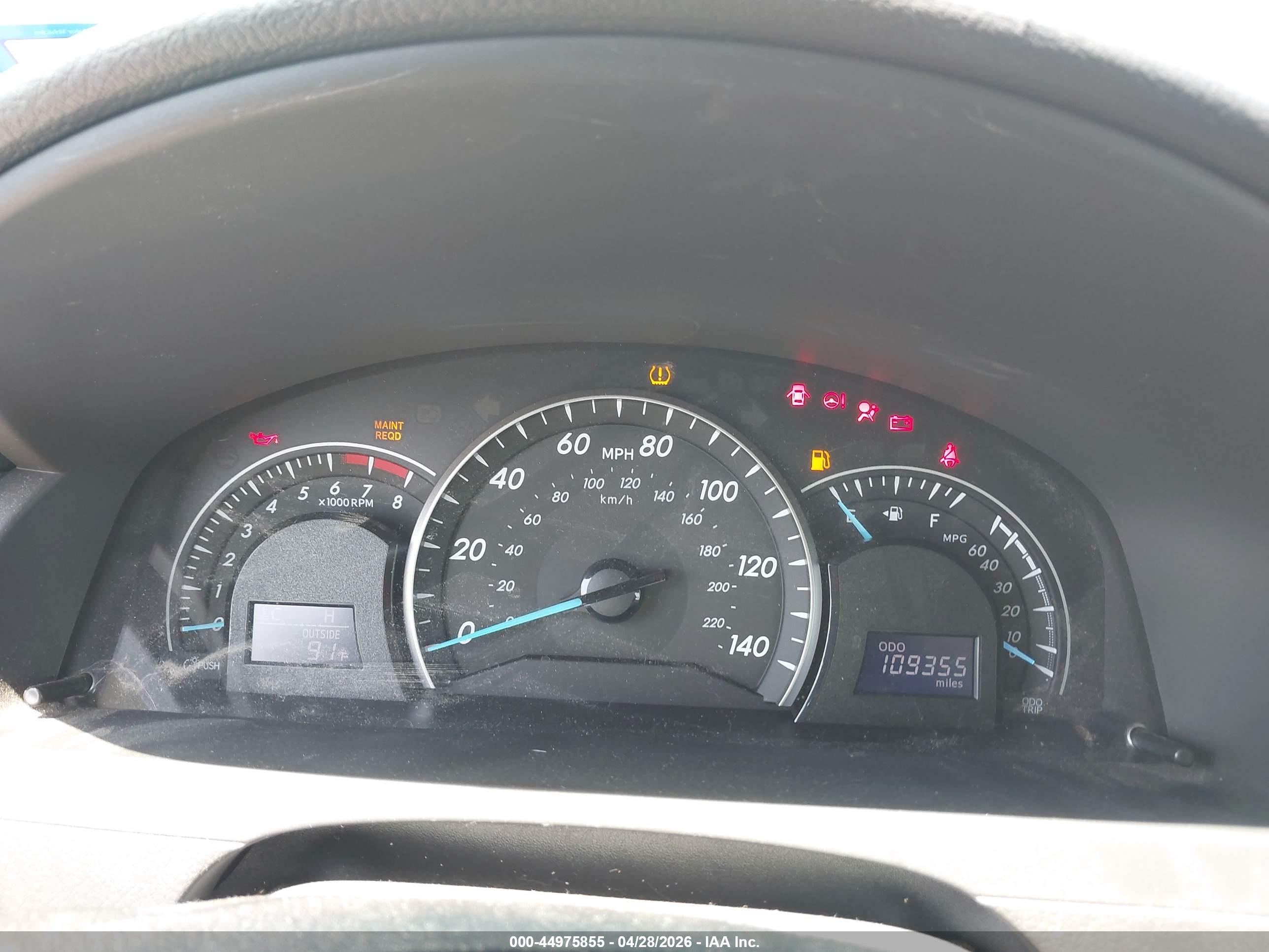 TOYOTA CAMRY image 7