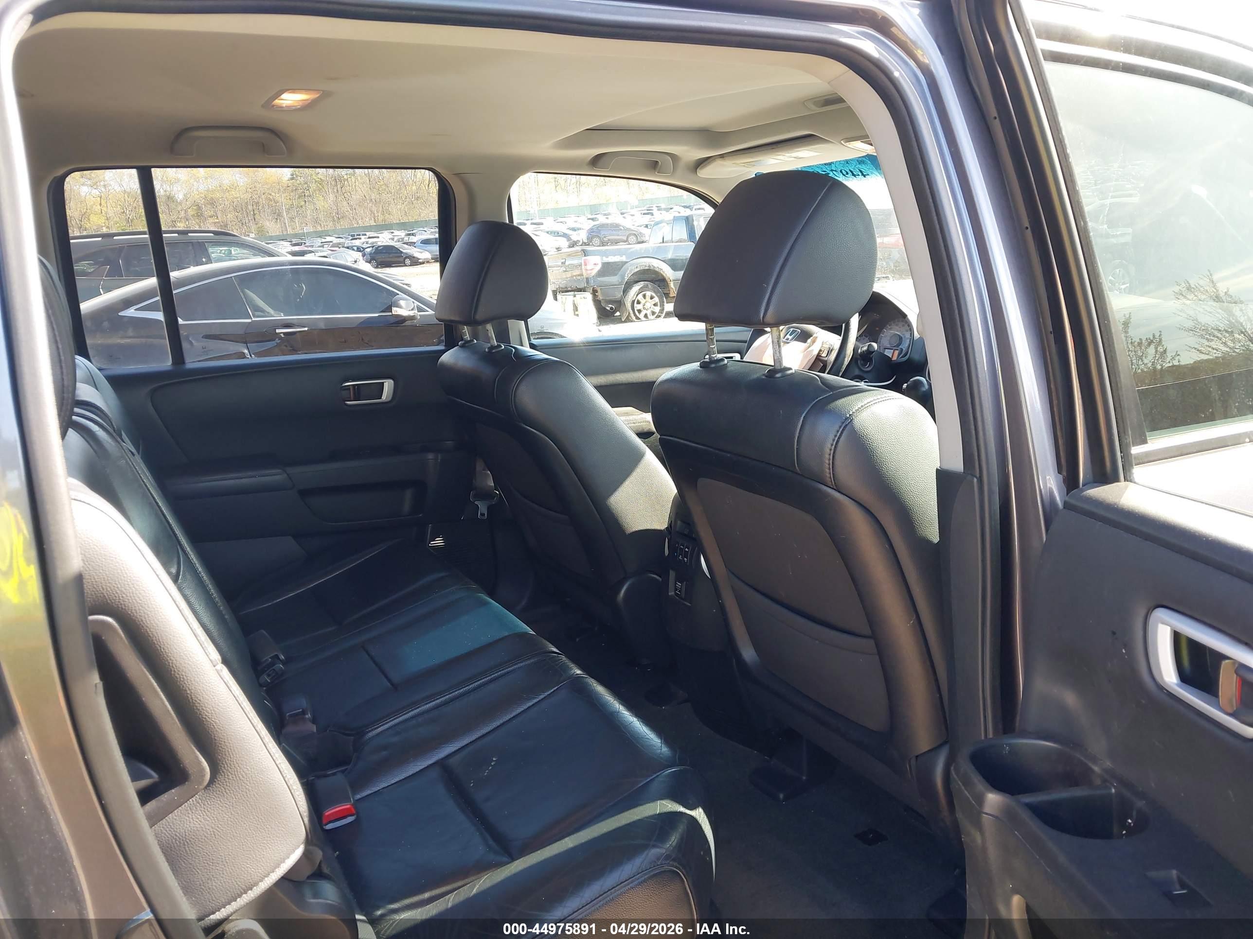 HONDA PILOT image 8