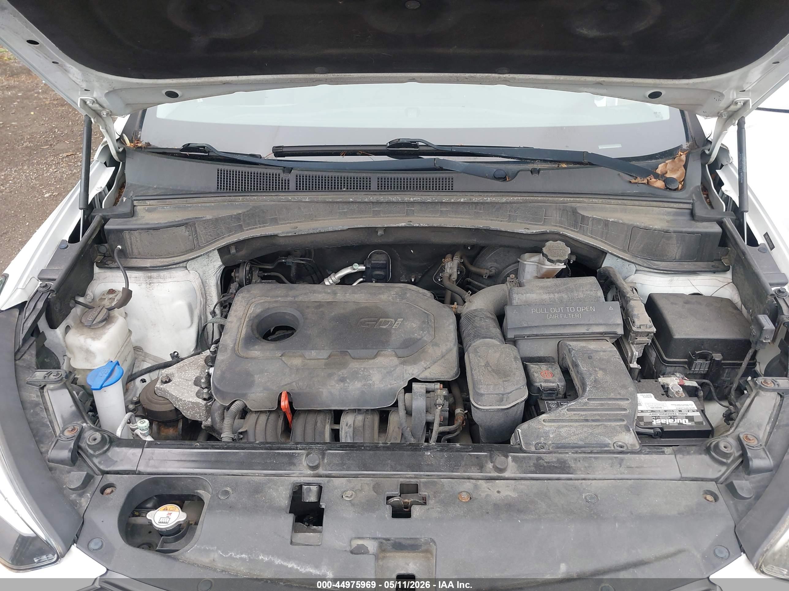 HYUNDAI SANTA image 10
