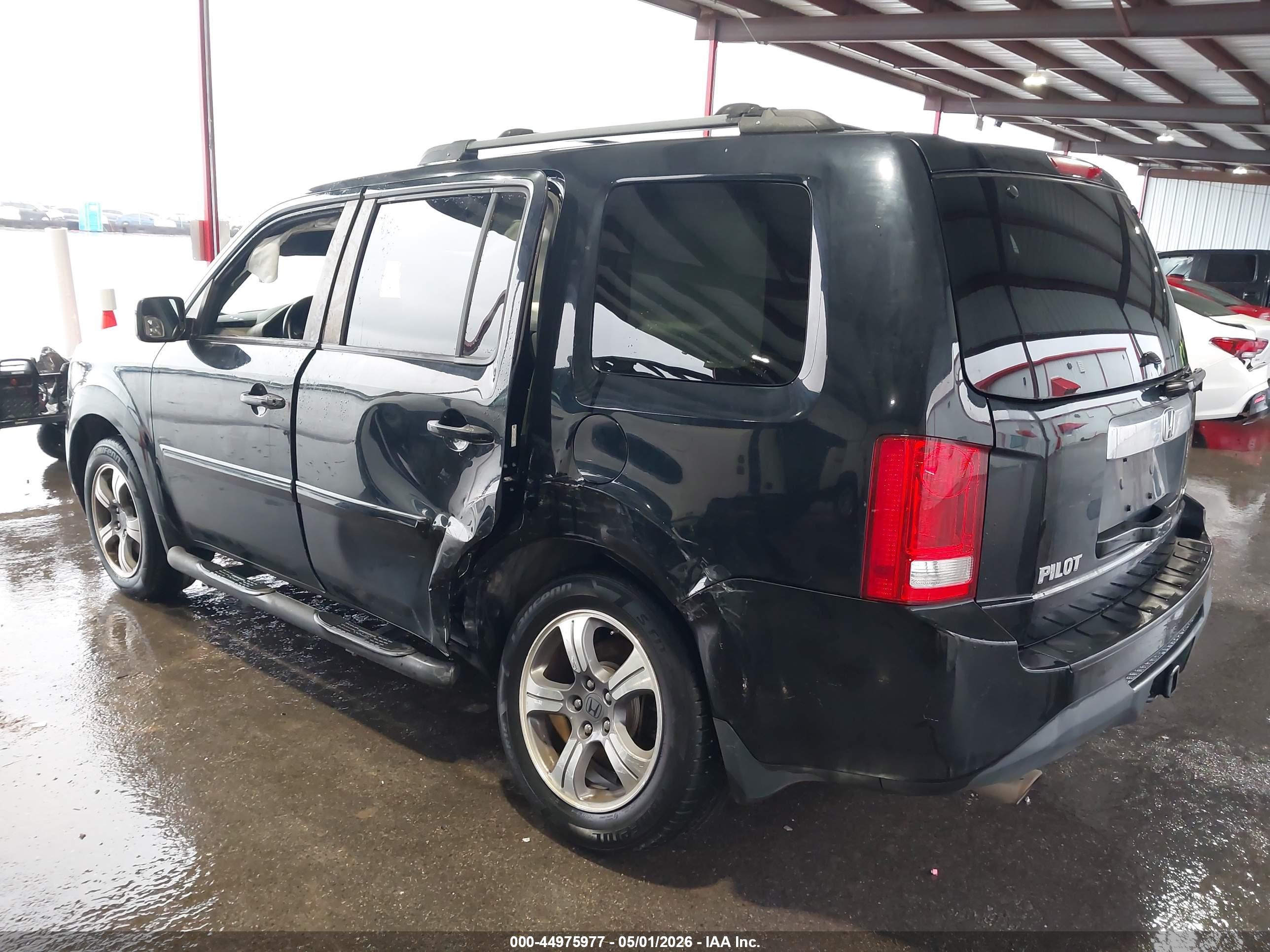 HONDA PILOT image 3