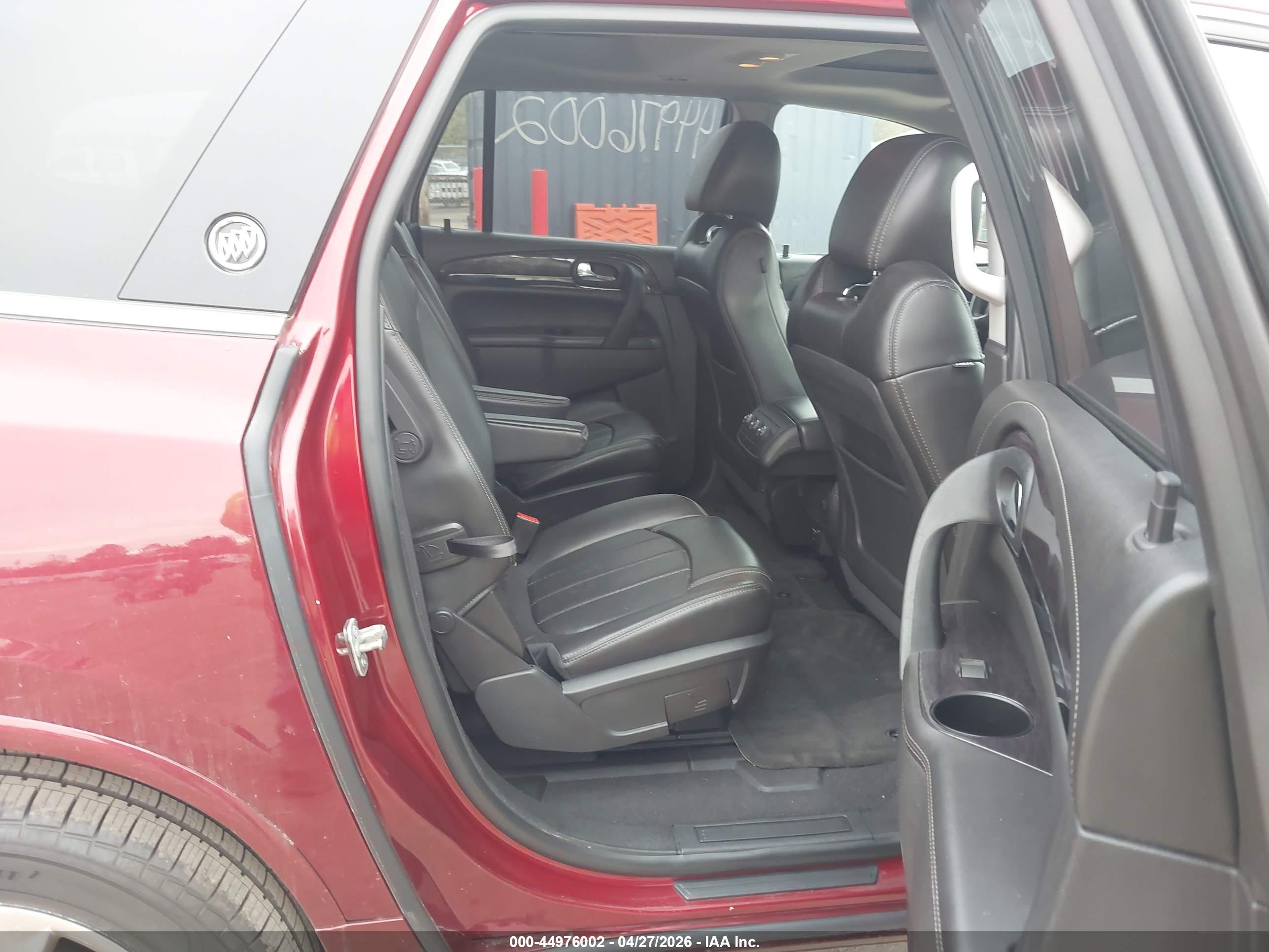 BUICK ENCLAVE image 8