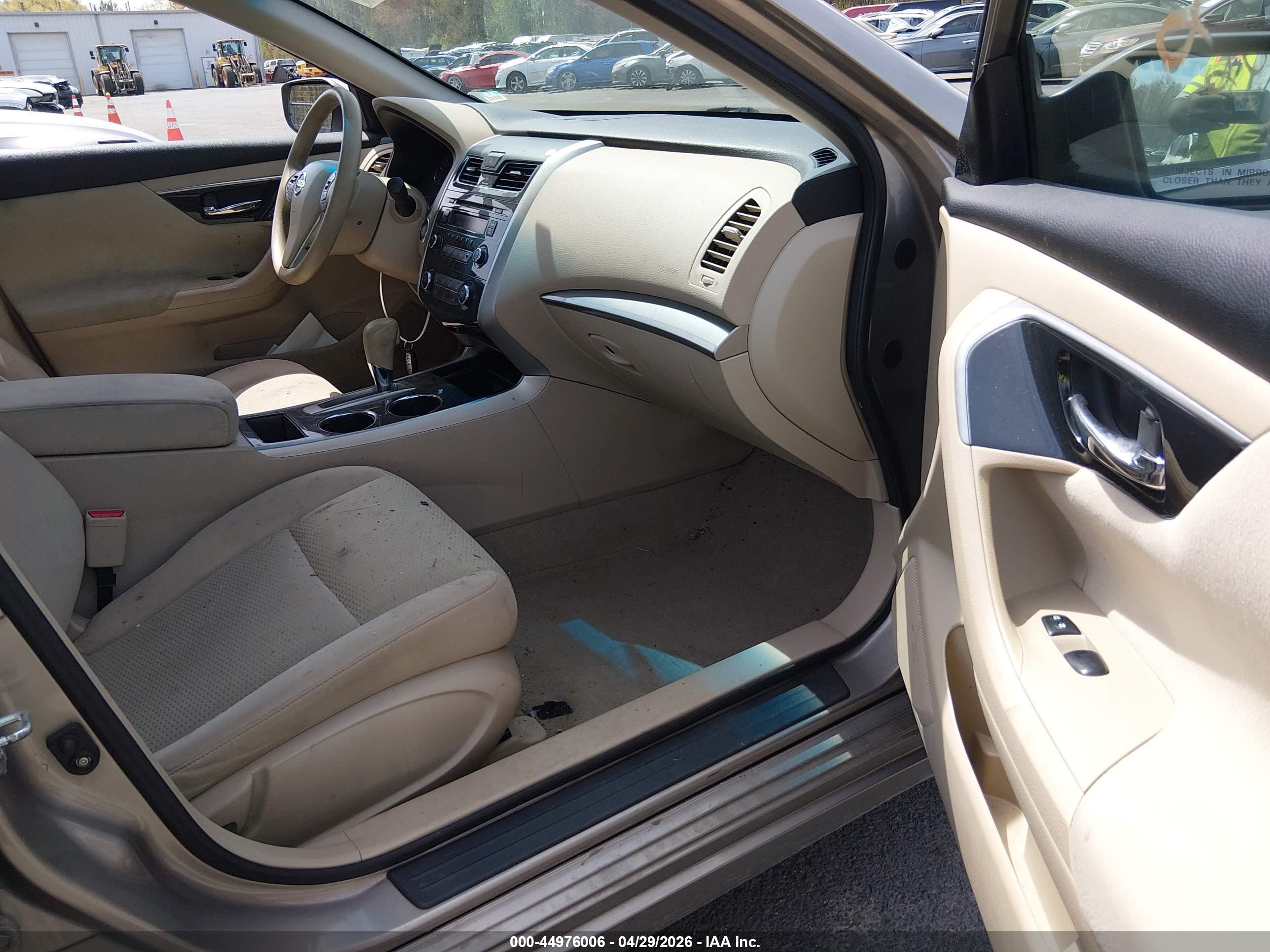 NISSAN ALTIMA image 5