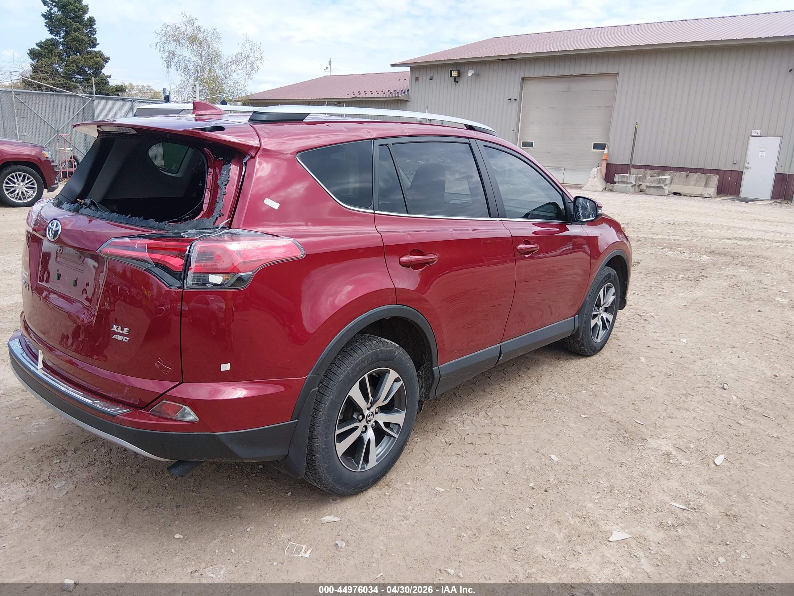 TOYOTA RAV4 image 4