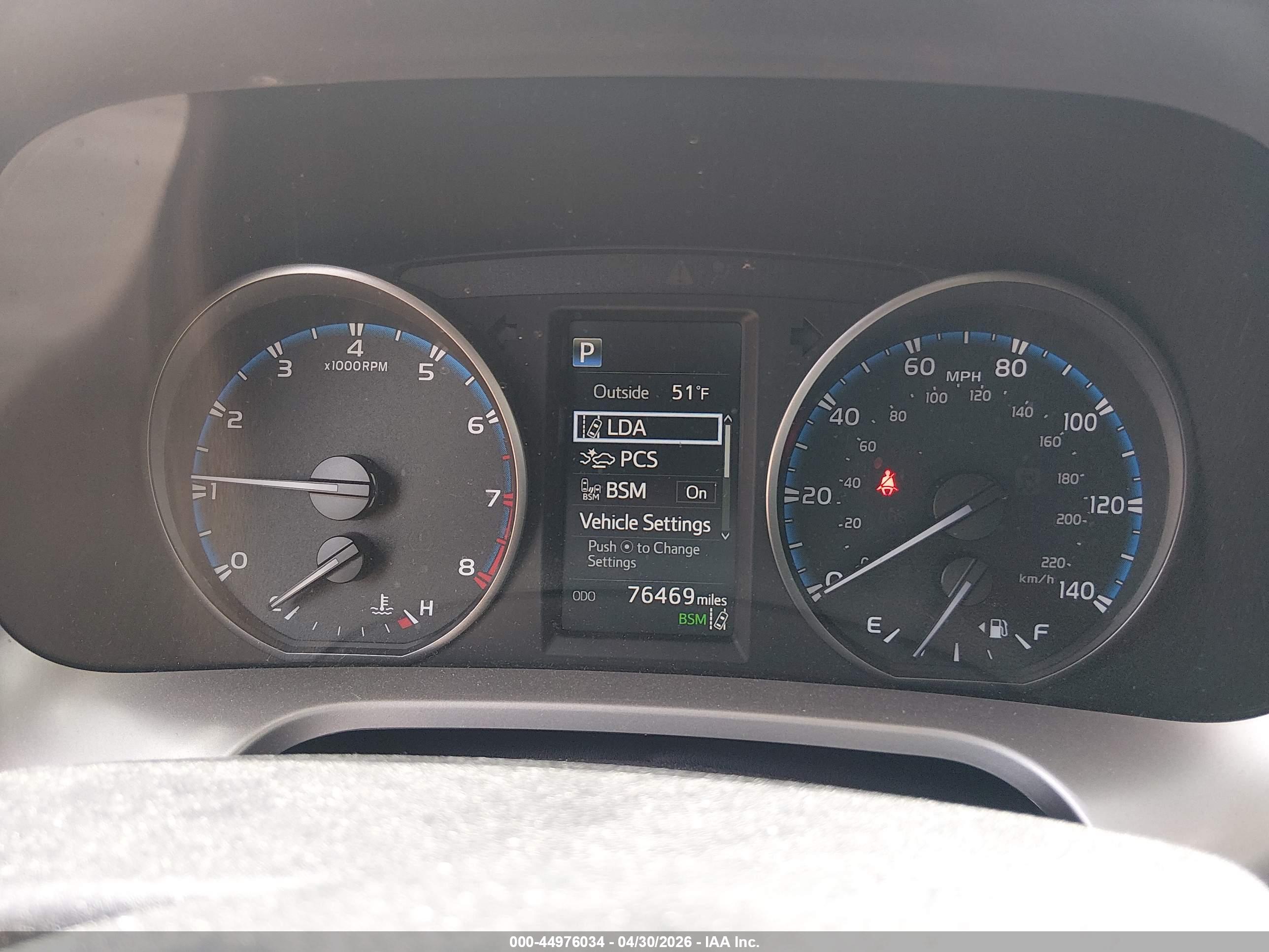 TOYOTA RAV4 image 7