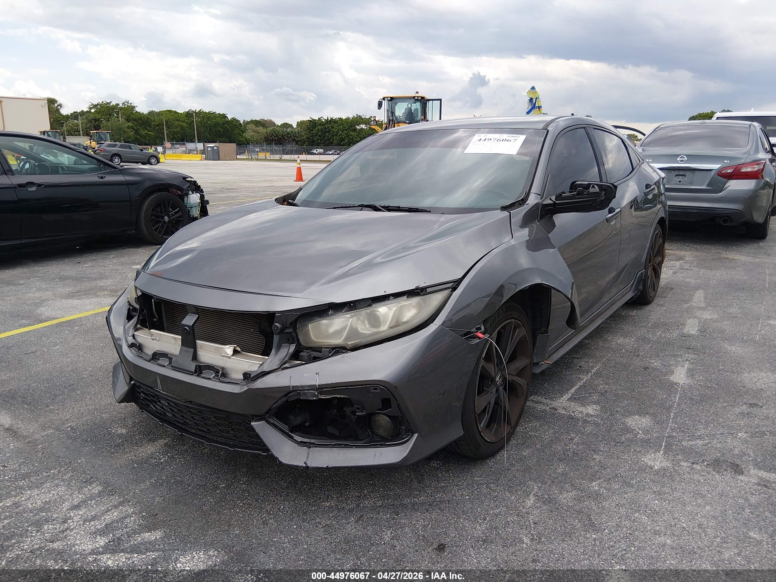HONDA CIVIC image 6