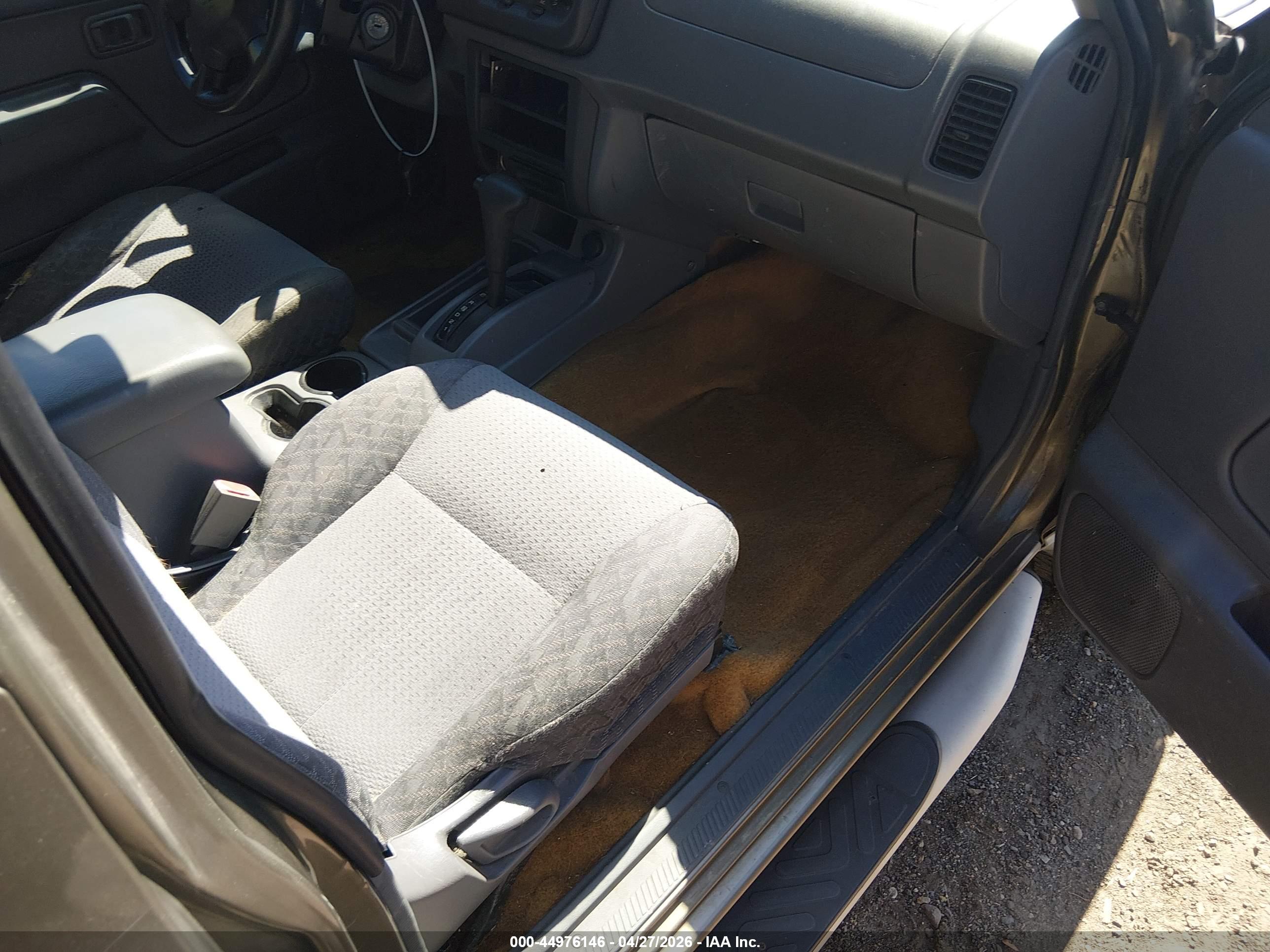 NISSAN XTERRA image 5