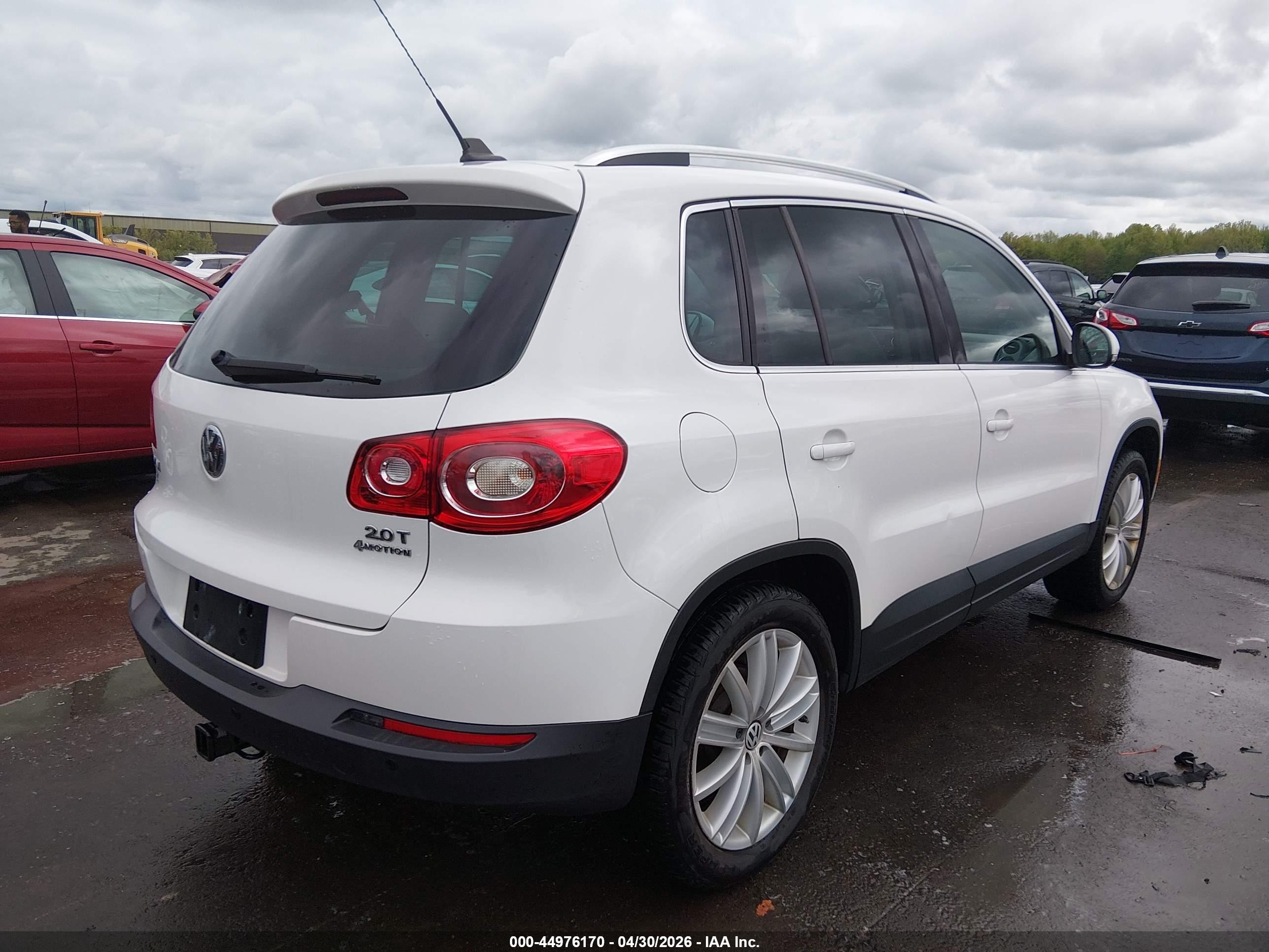 VOLKSWAGEN TIGUAN image 4