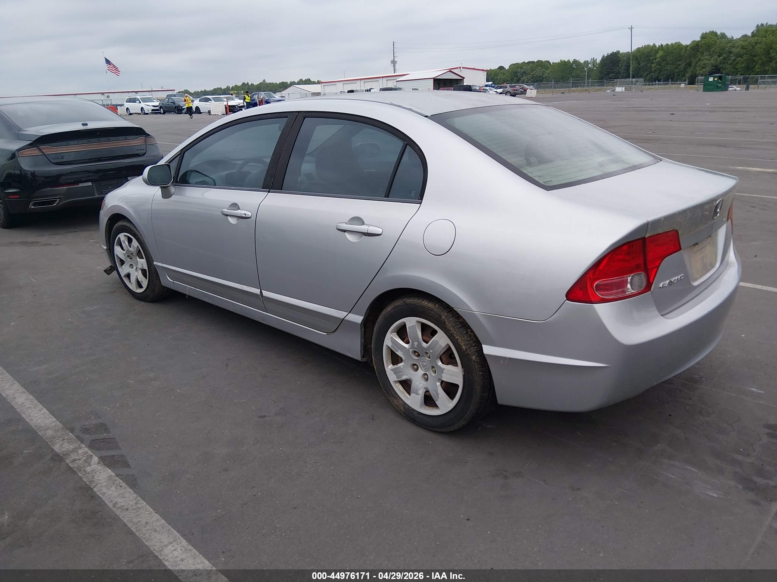 HONDA CIVIC image 3