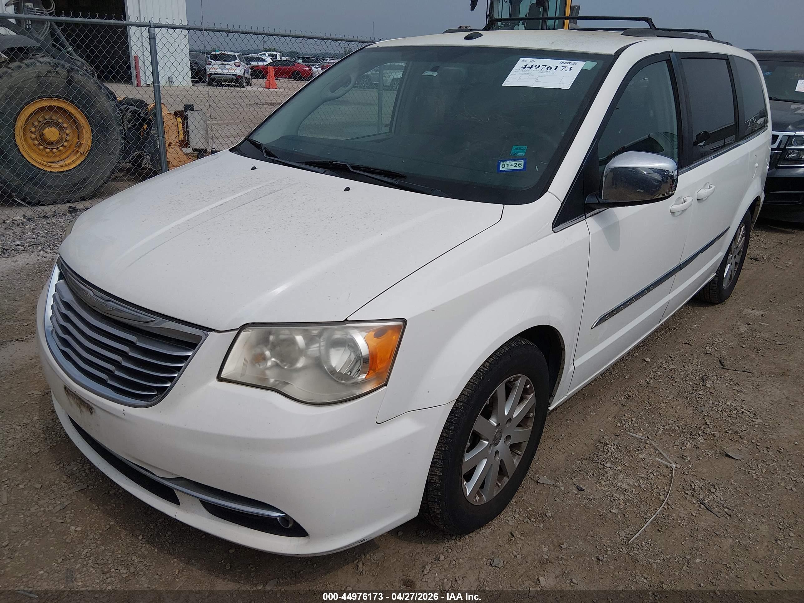 CHRYSLER TOWN image 2