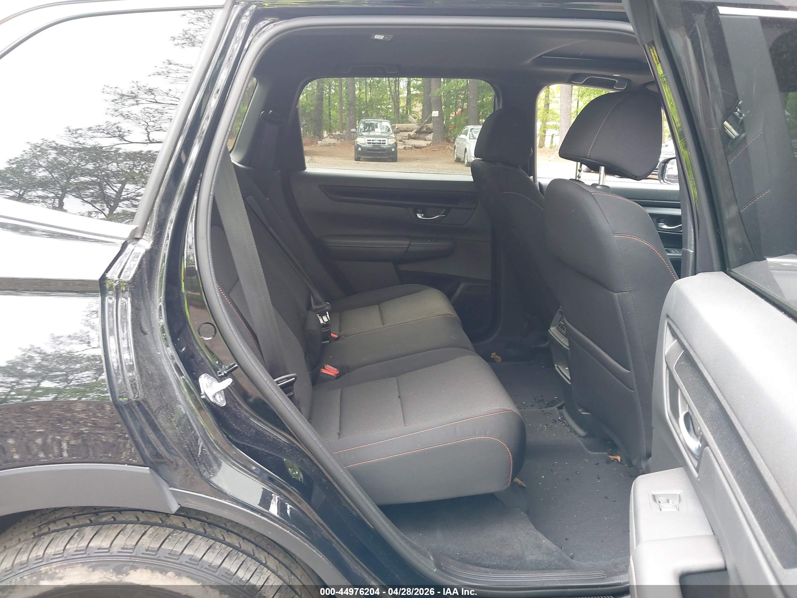 HONDA CR-V image 8