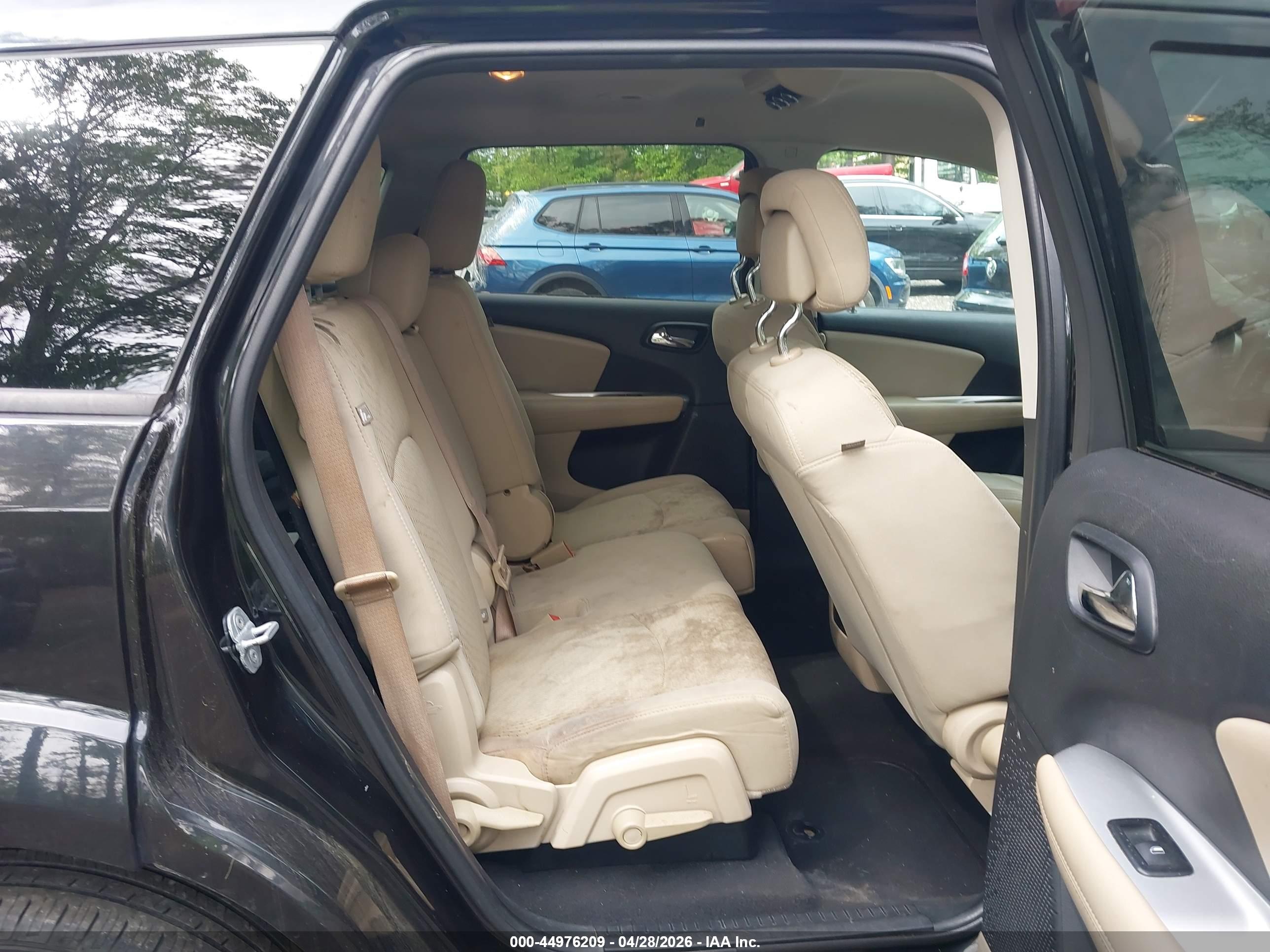 DODGE JOURNEY image 8