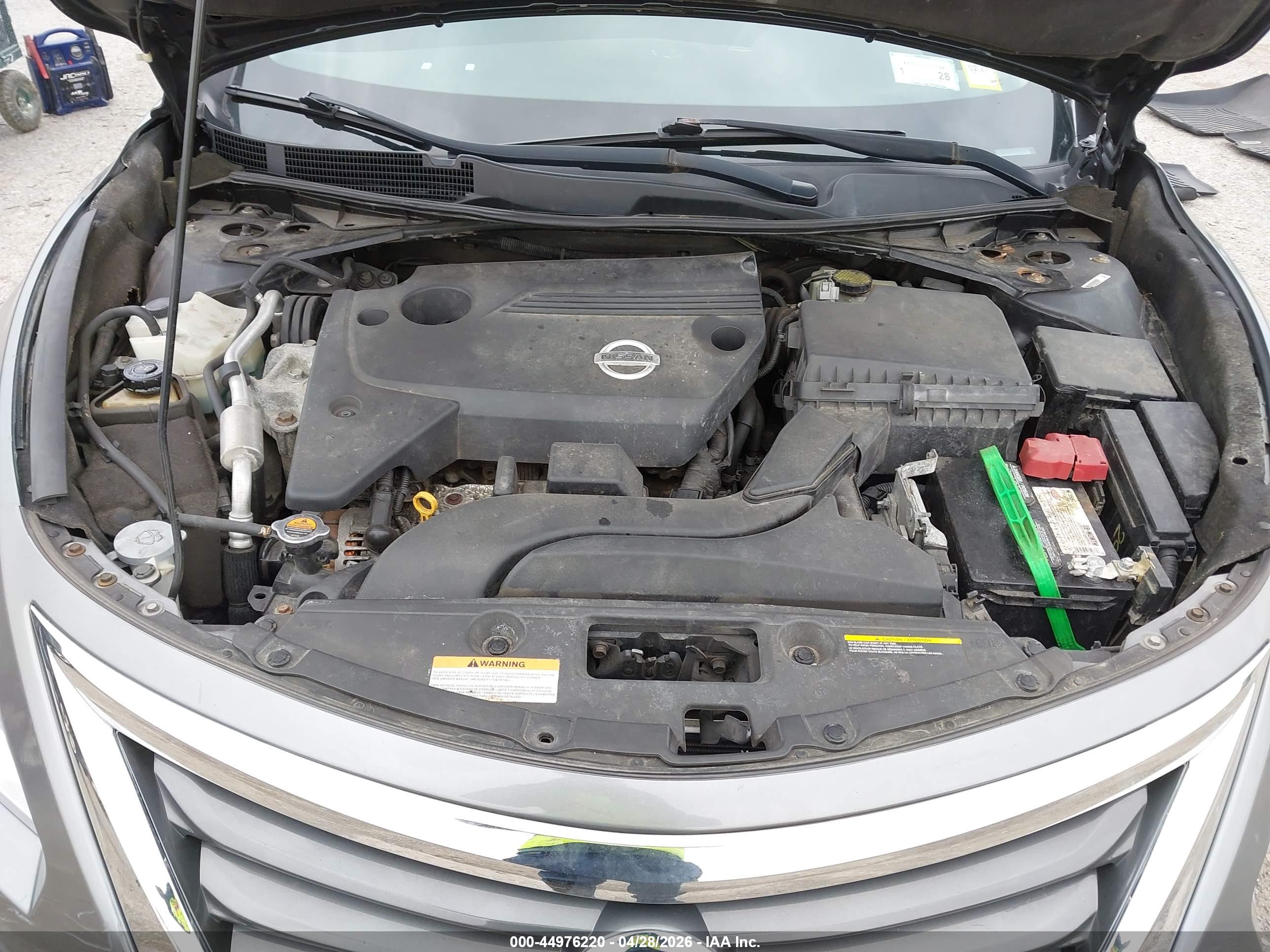 NISSAN ALTIMA image 10