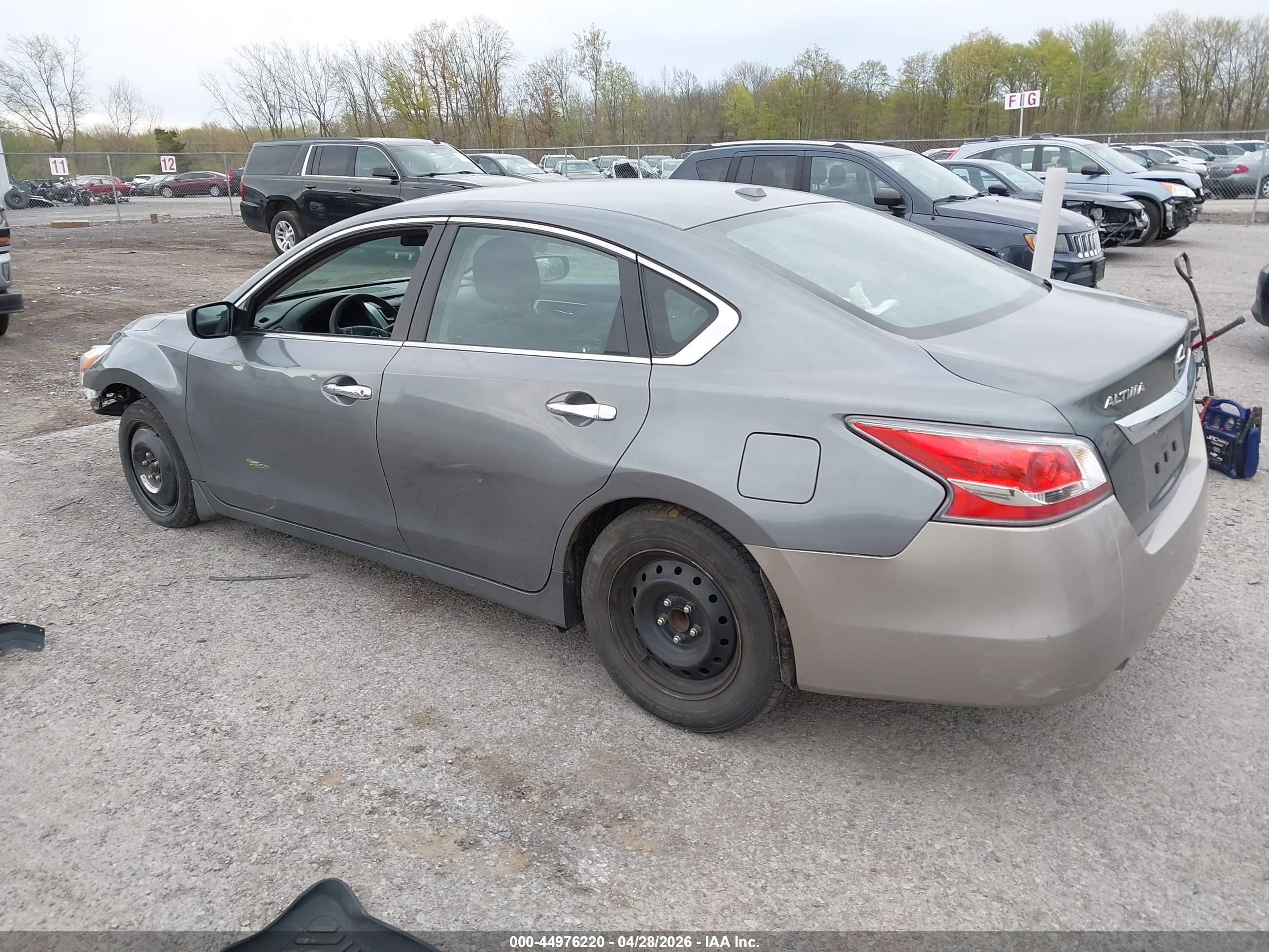 NISSAN ALTIMA image 3