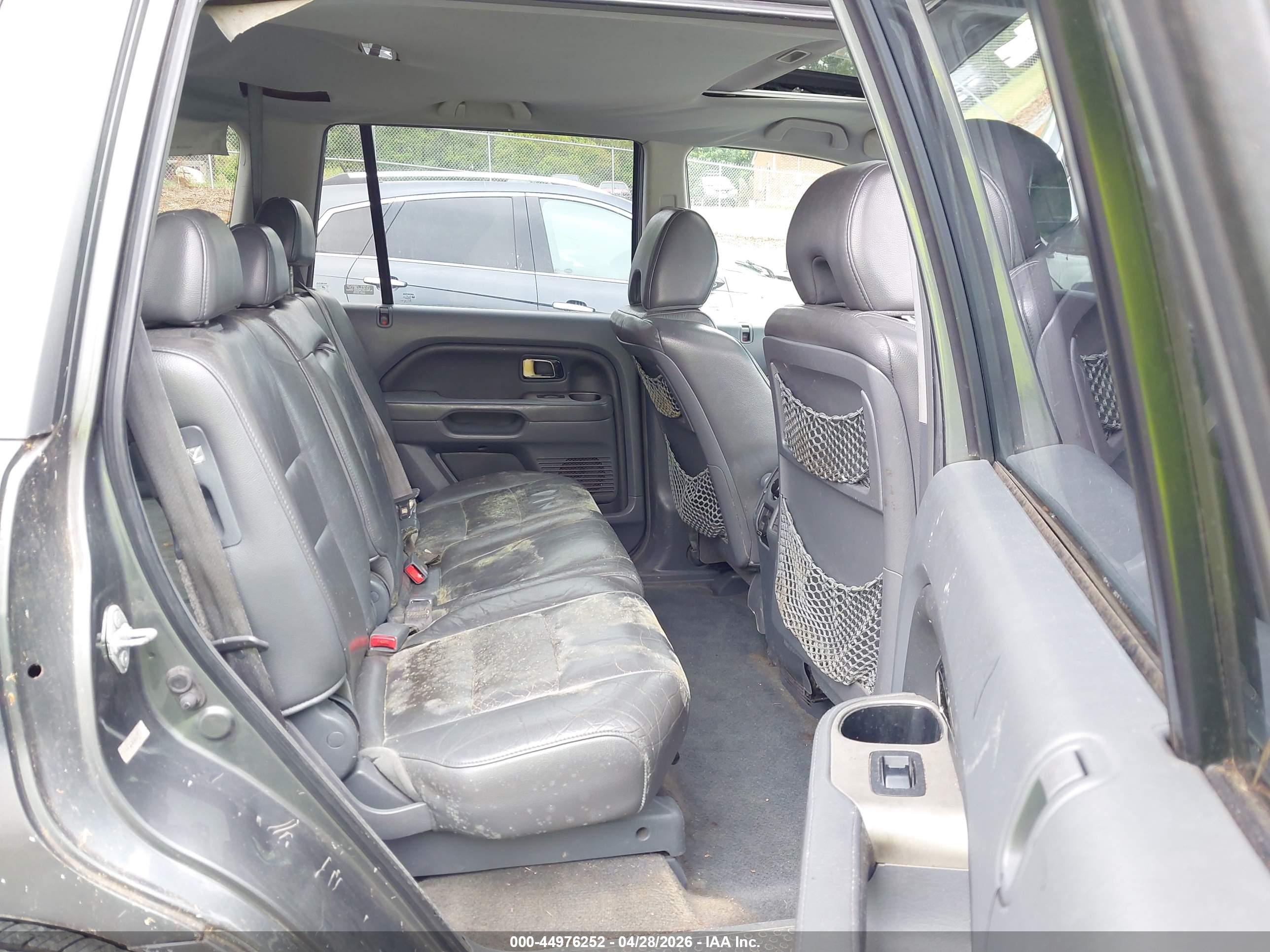 HONDA PILOT image 8