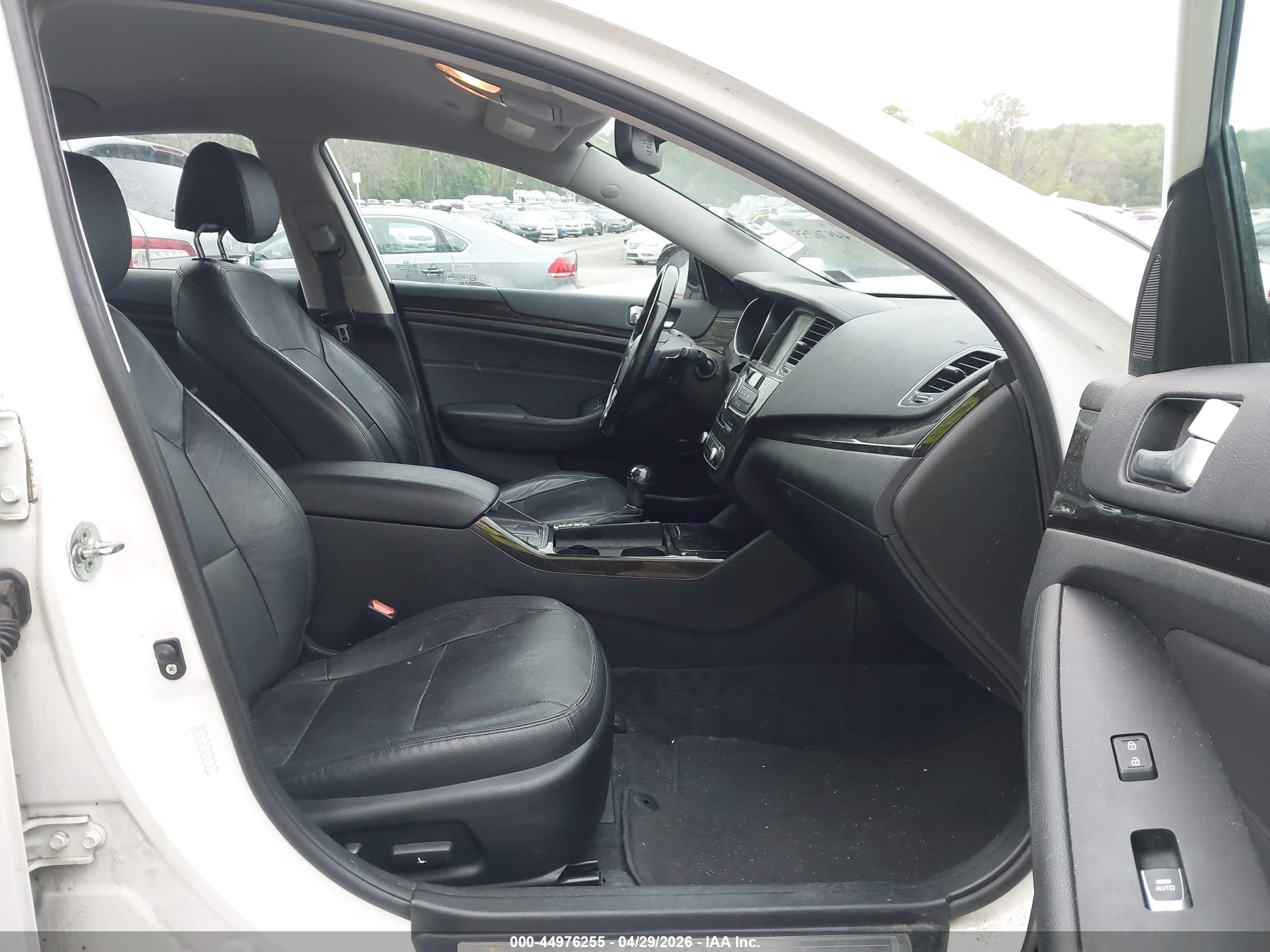 KIA CADENZA image 5