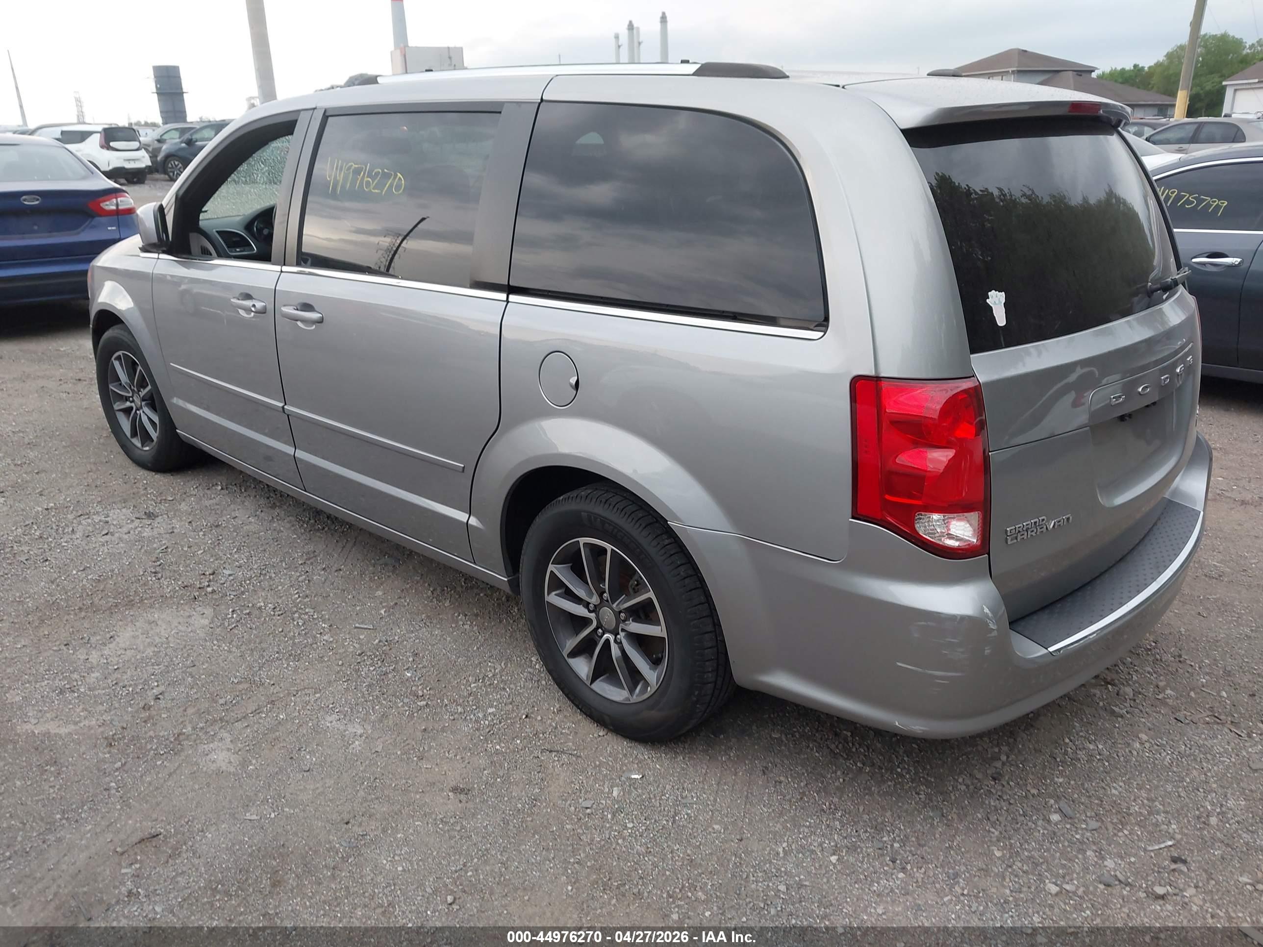 DODGE GRAND image 3