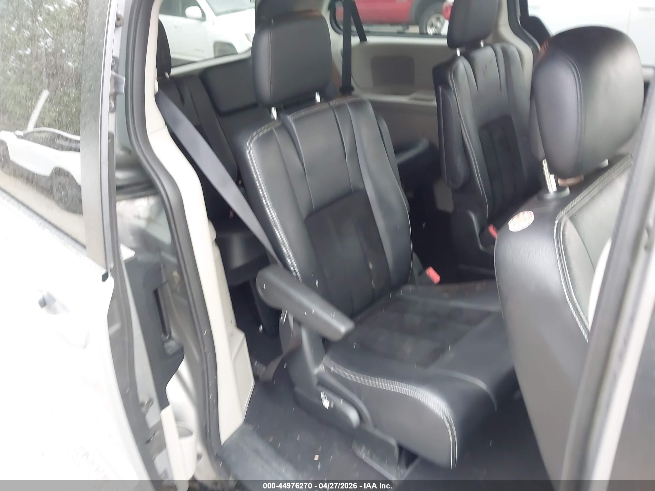 DODGE GRAND image 8