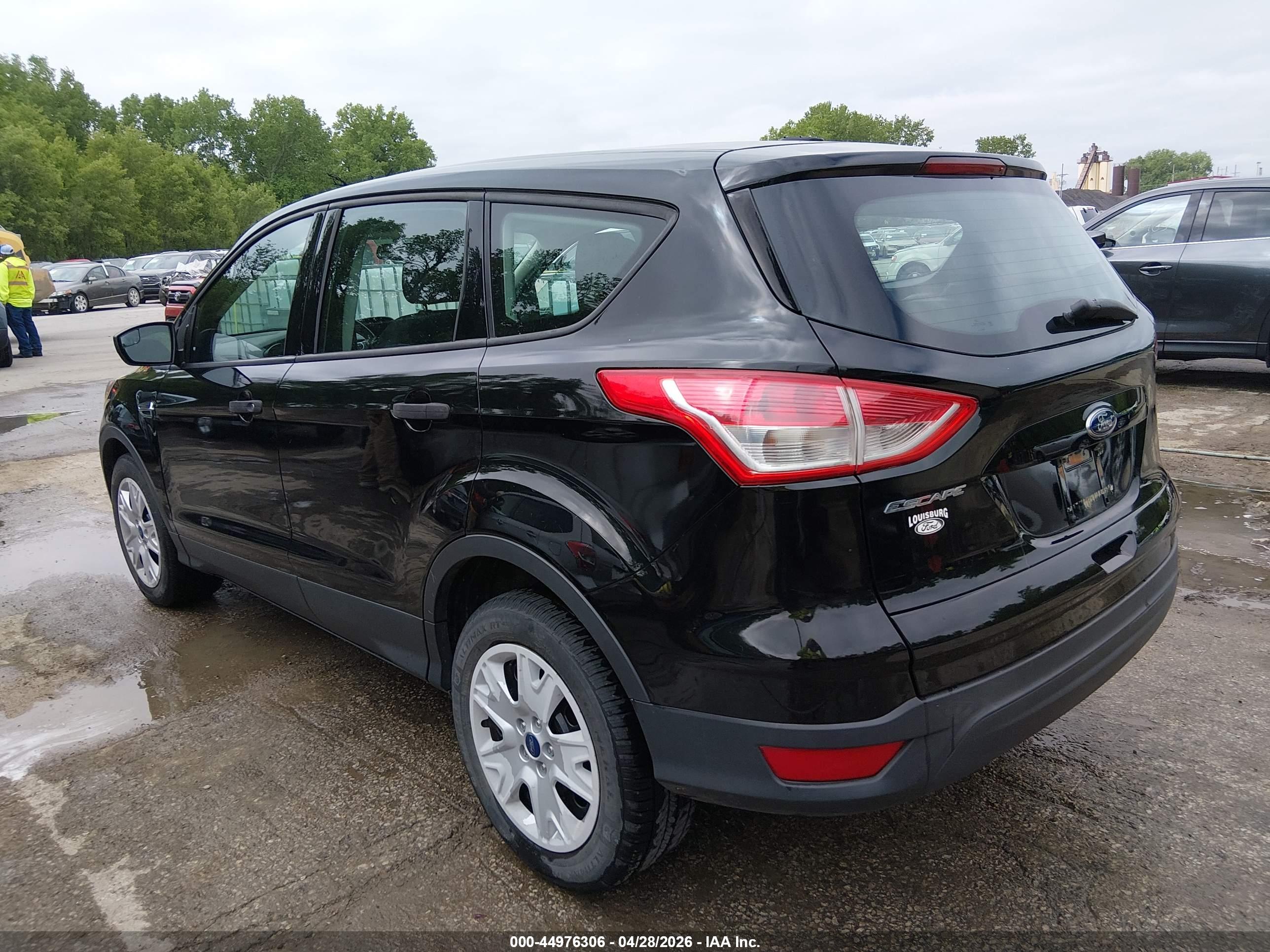 FORD ESCAPE image 3