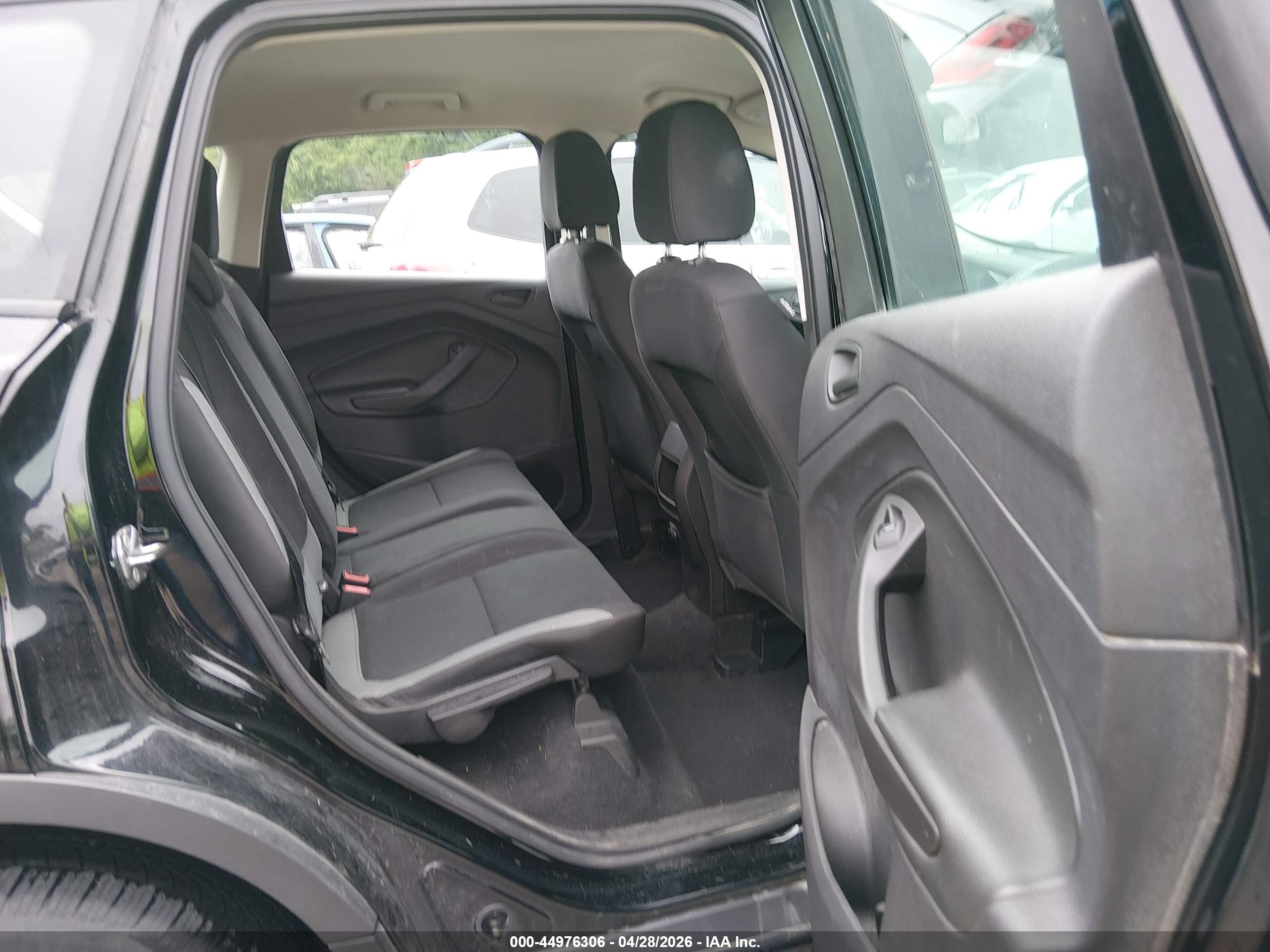 FORD ESCAPE image 8