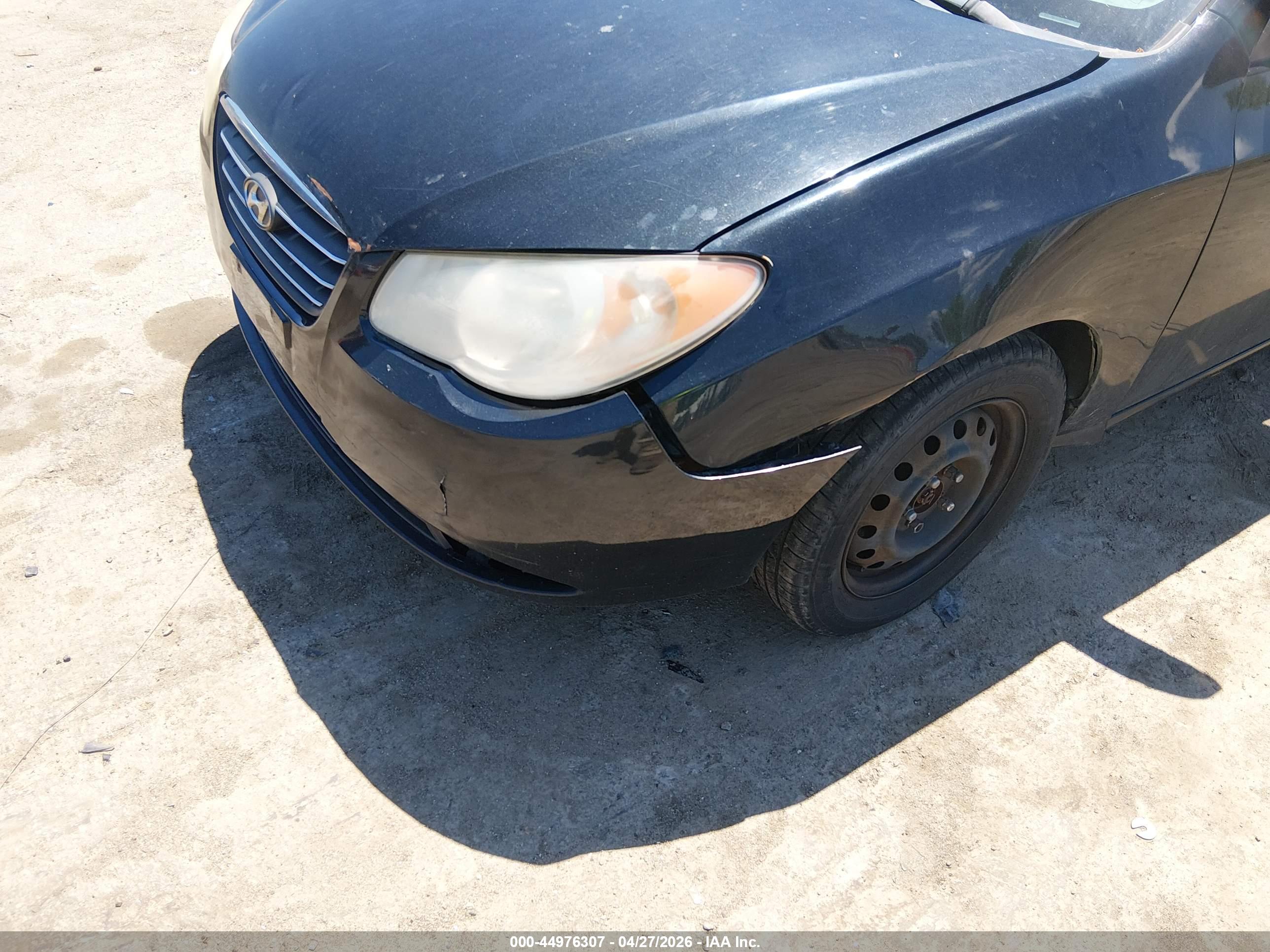 HYUNDAI ELANTRA image 6