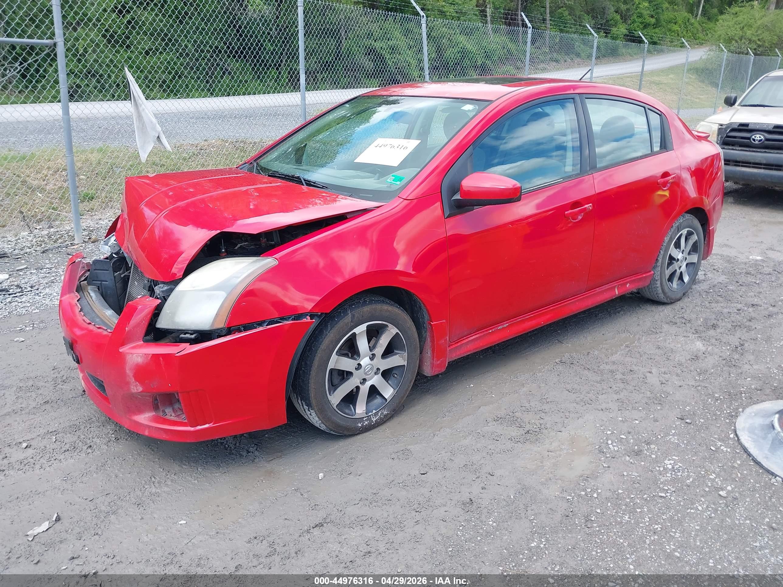NISSAN SENTRA image 2