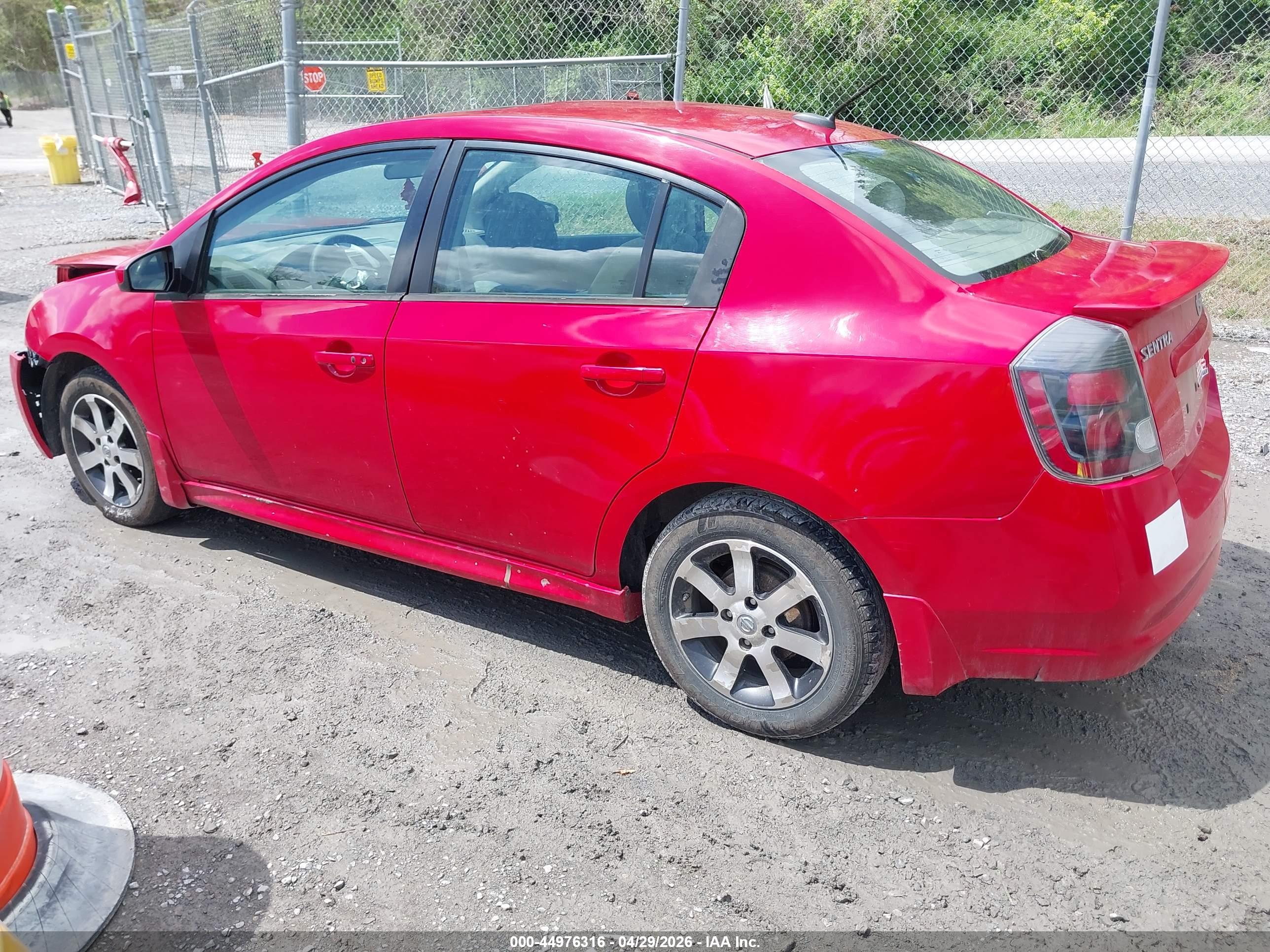 NISSAN SENTRA image 3