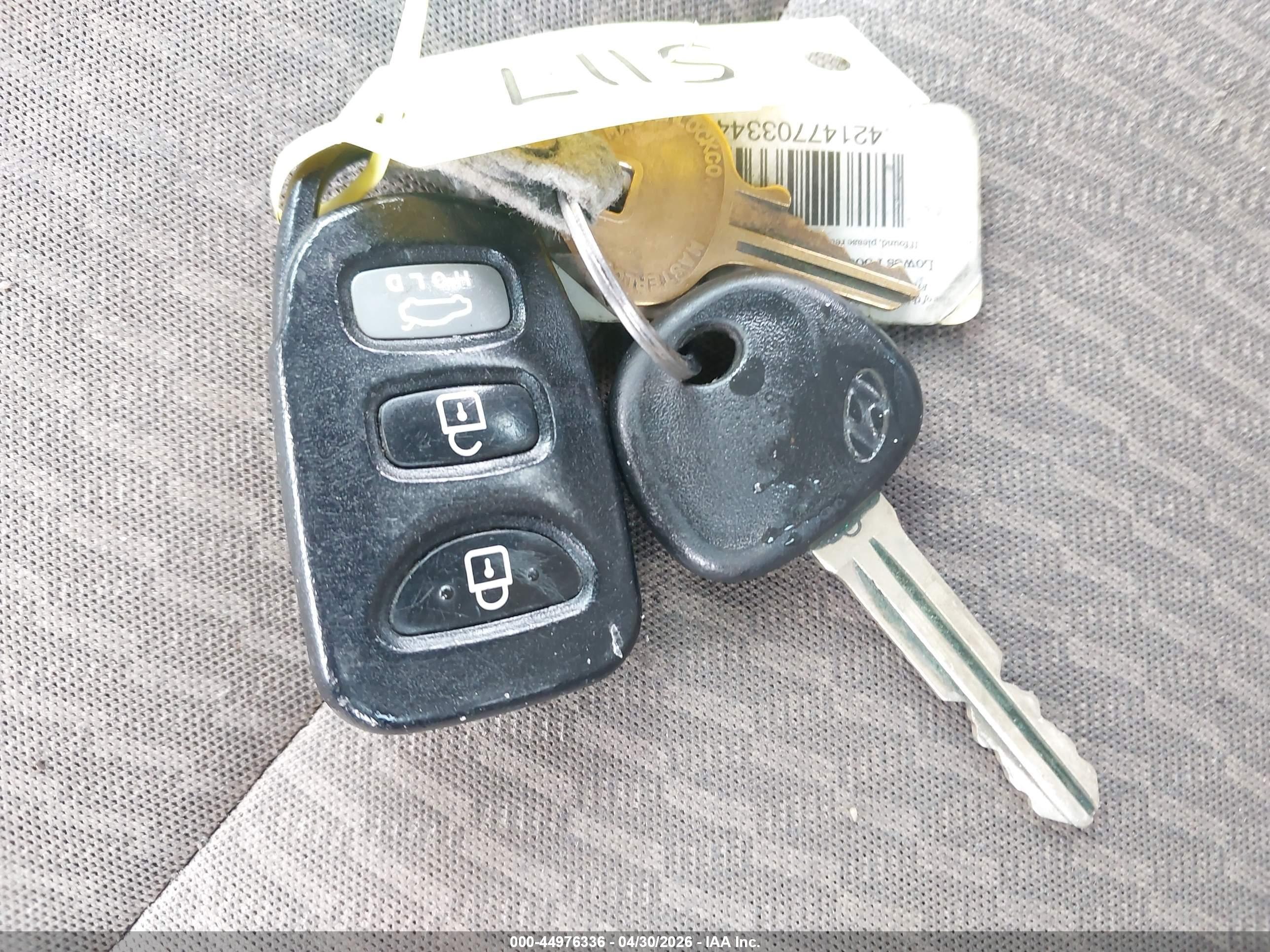 HYUNDAI ELANTRA image 11