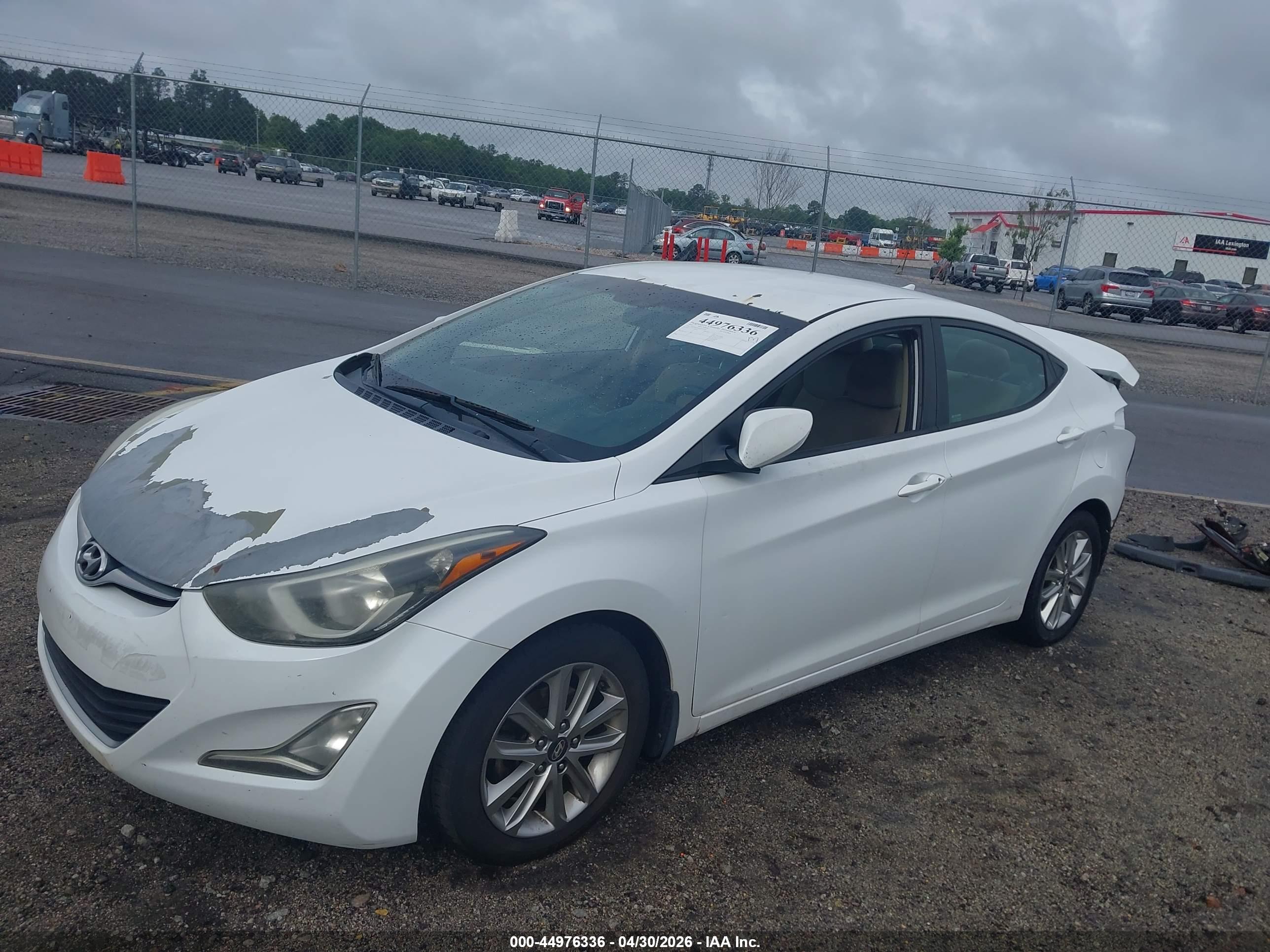 HYUNDAI ELANTRA image 2