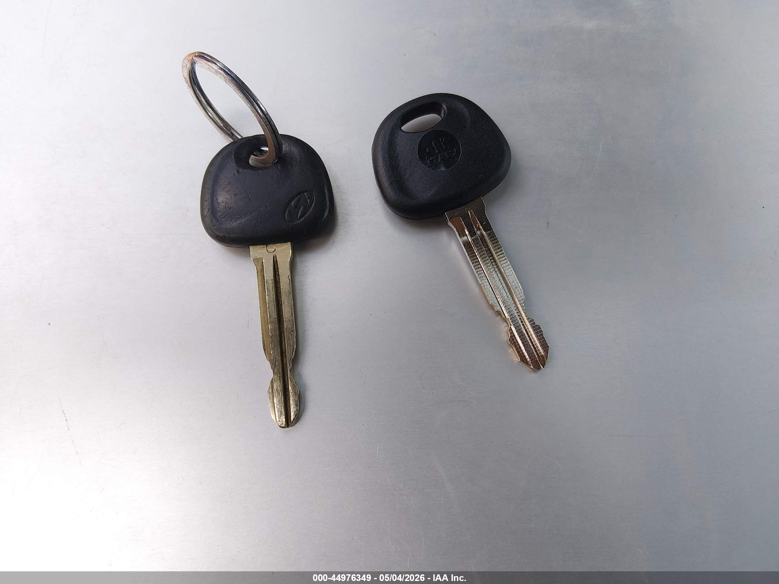 HYUNDAI ELANTRA image 11