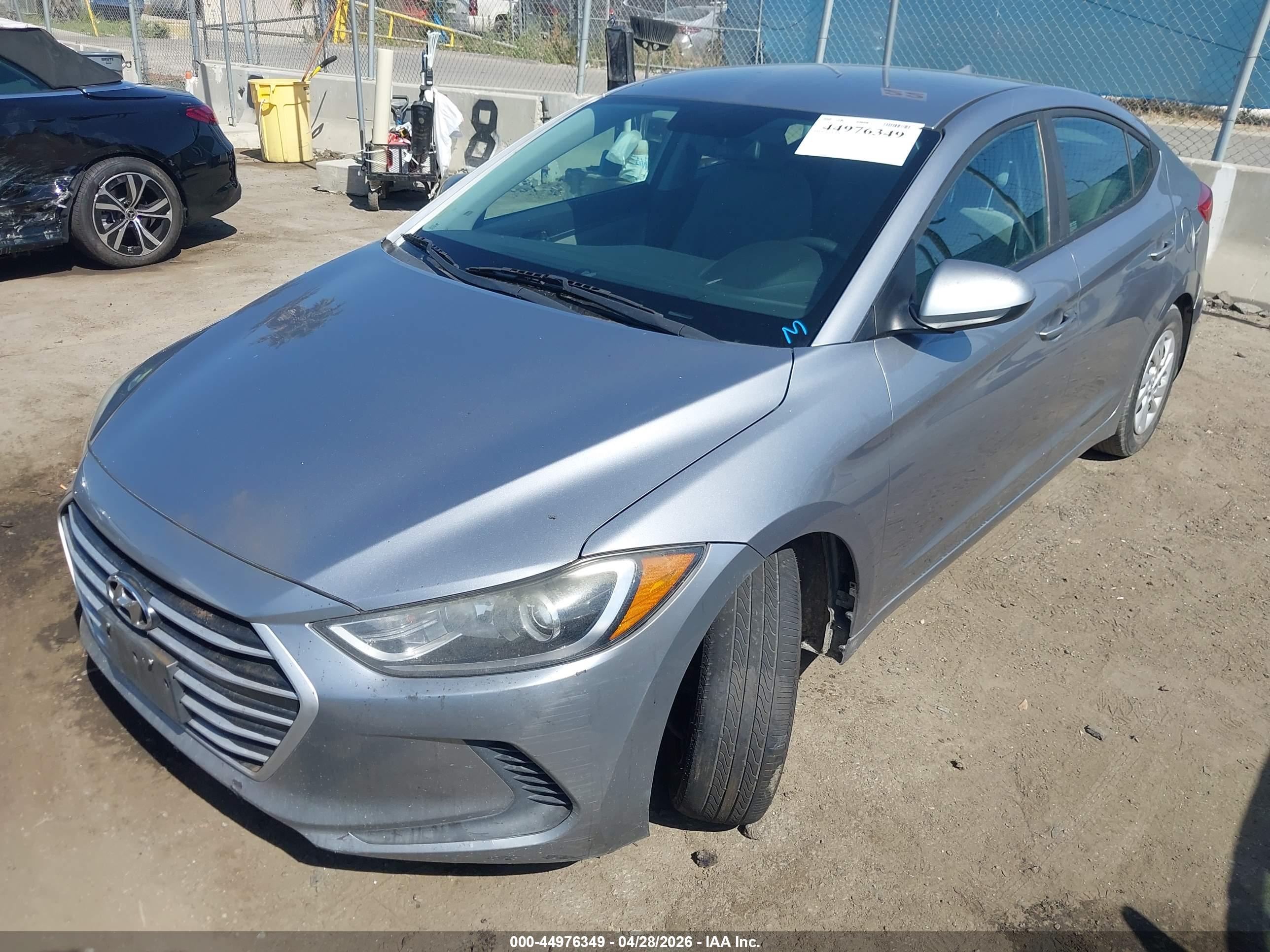 HYUNDAI ELANTRA image 2