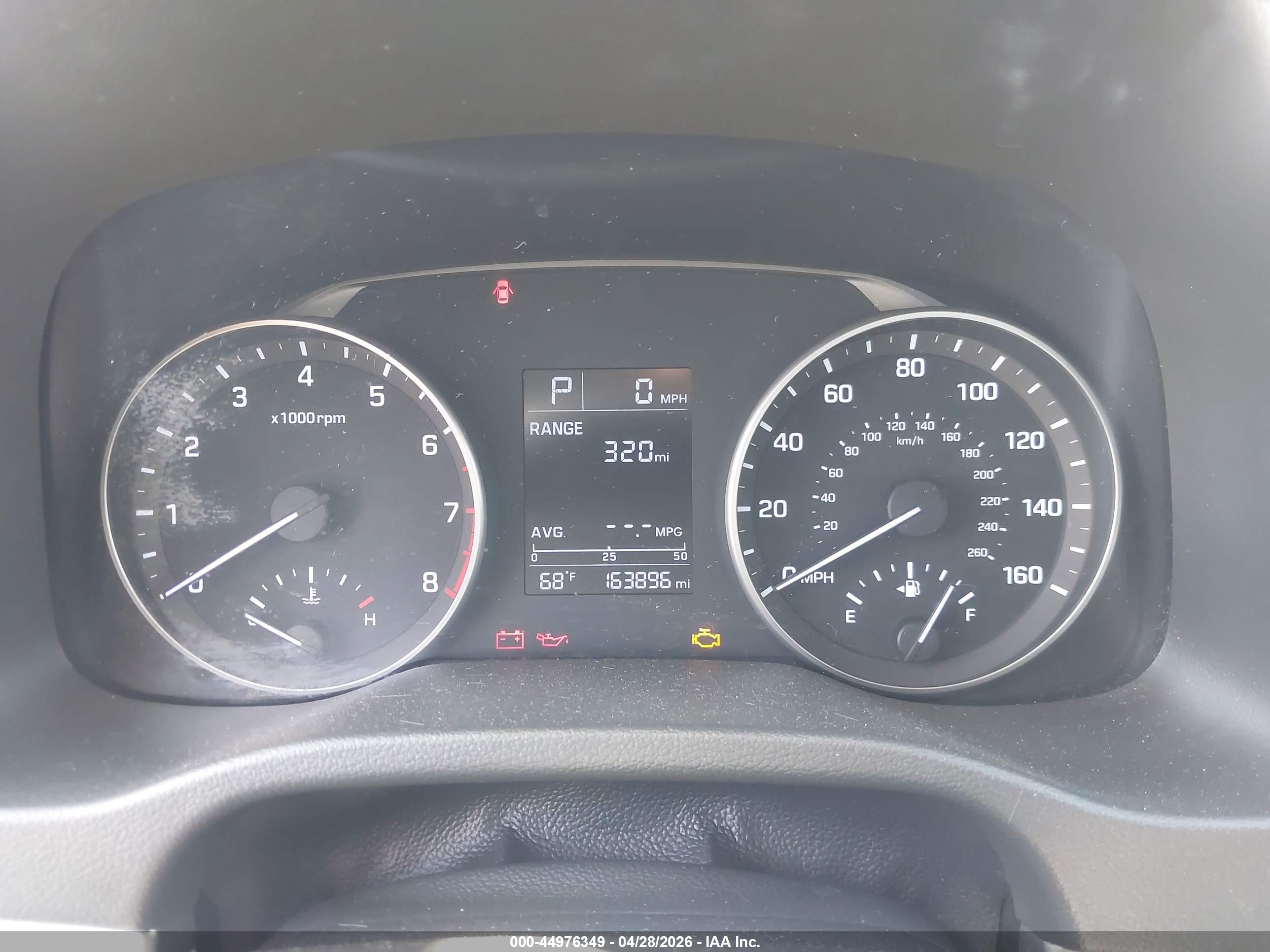 HYUNDAI ELANTRA image 7