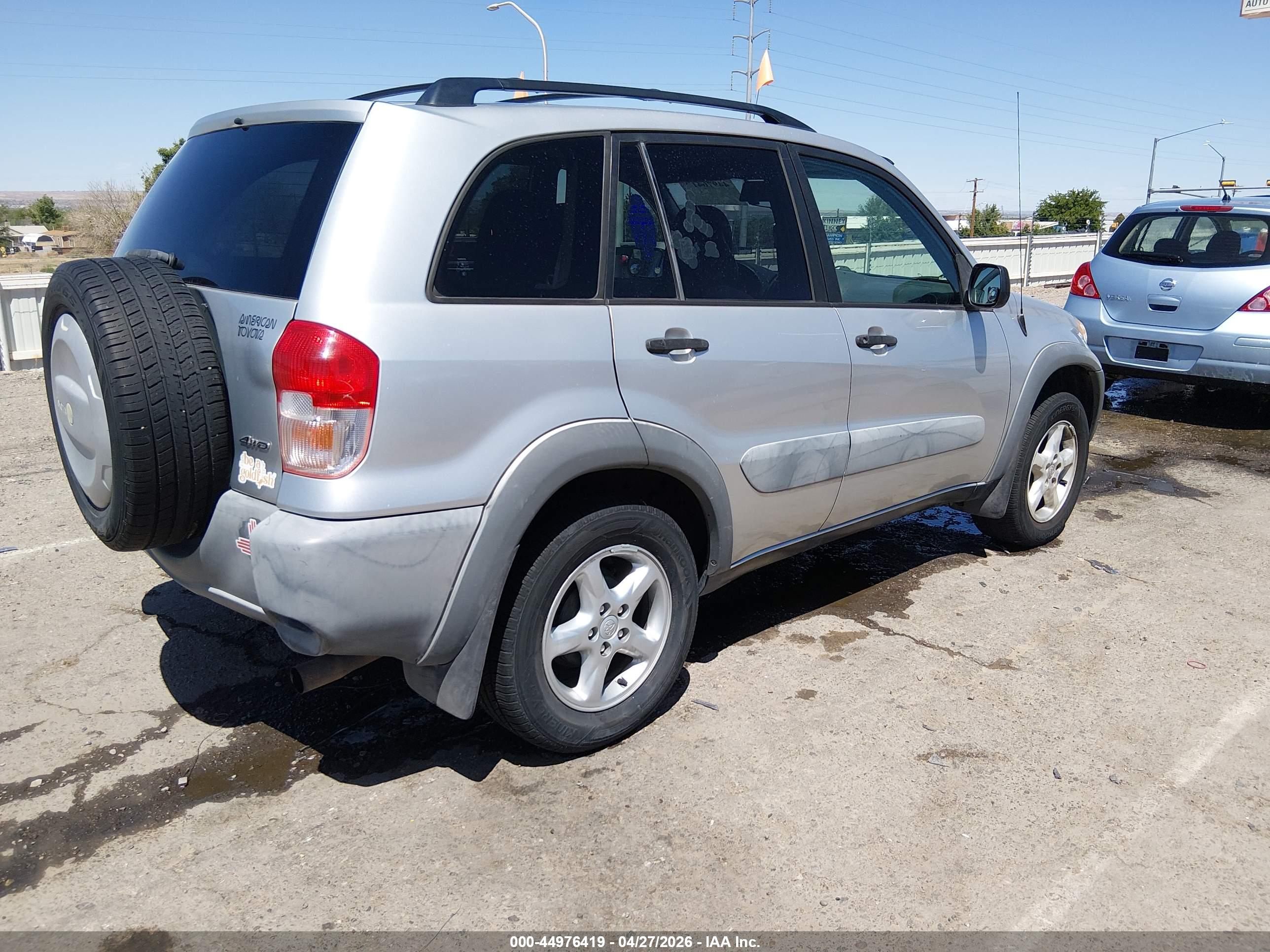TOYOTA RAV4 image 4
