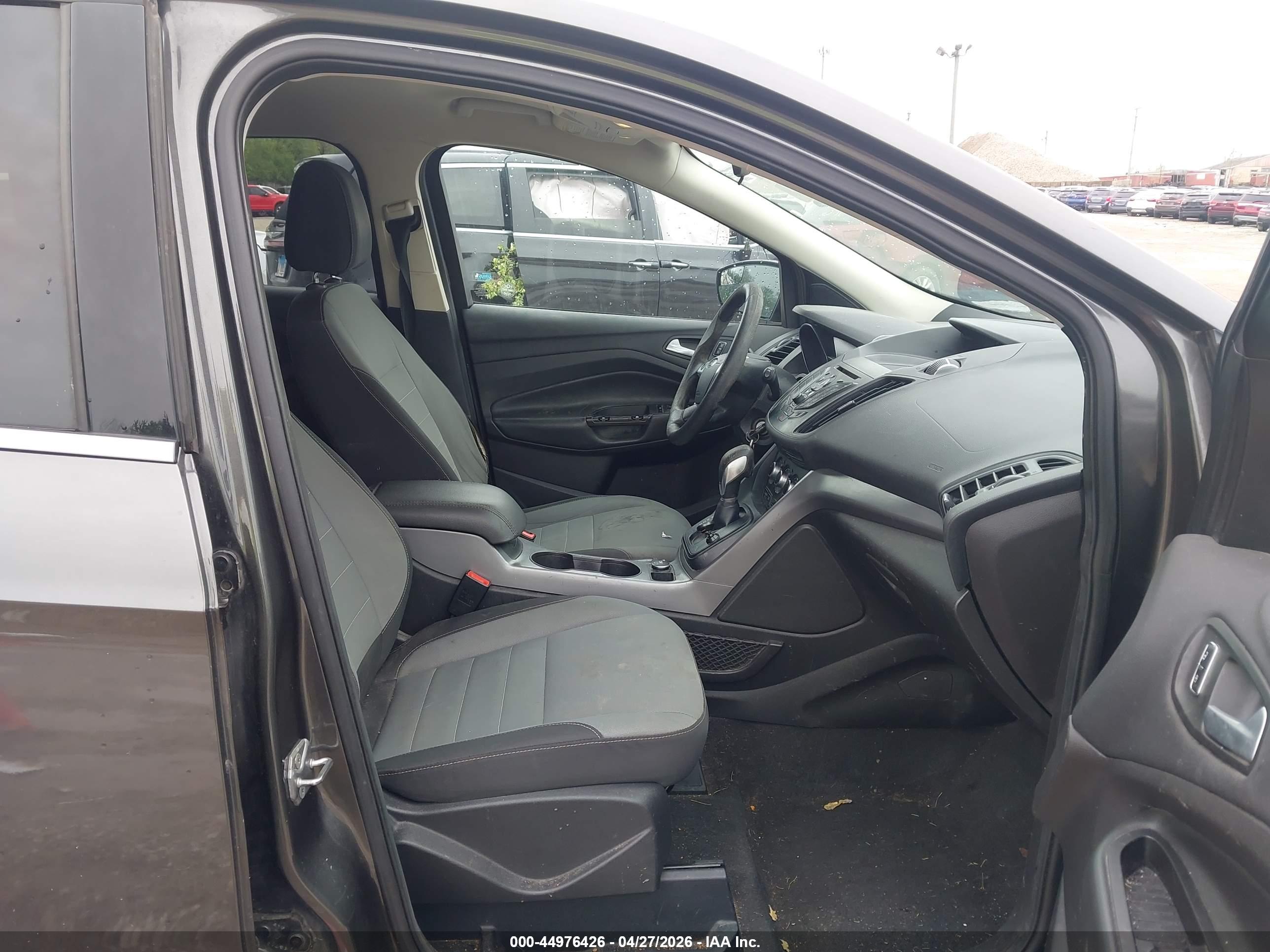 FORD ESCAPE image 5