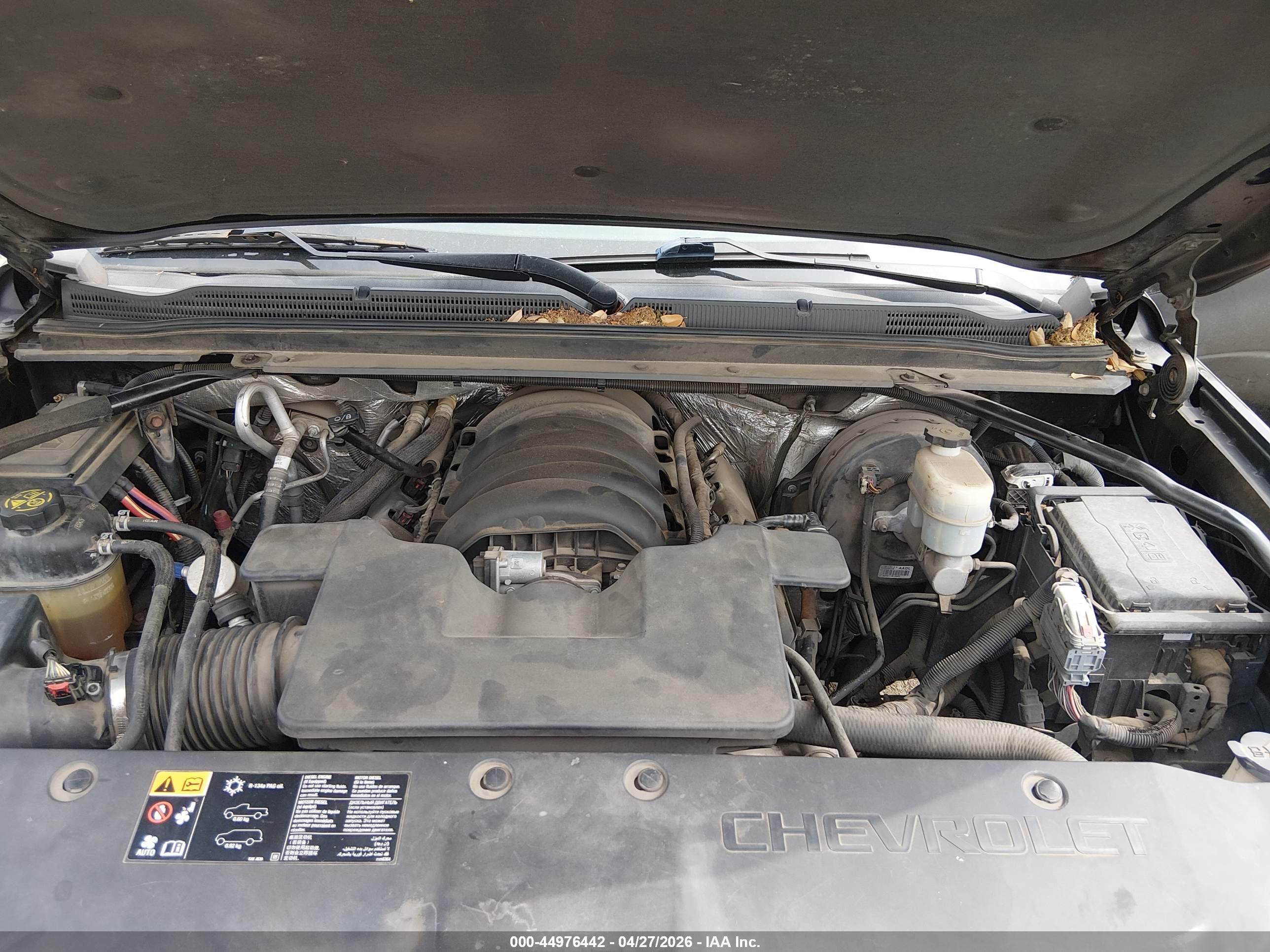 CHEVROLET SUBURBAN image 10