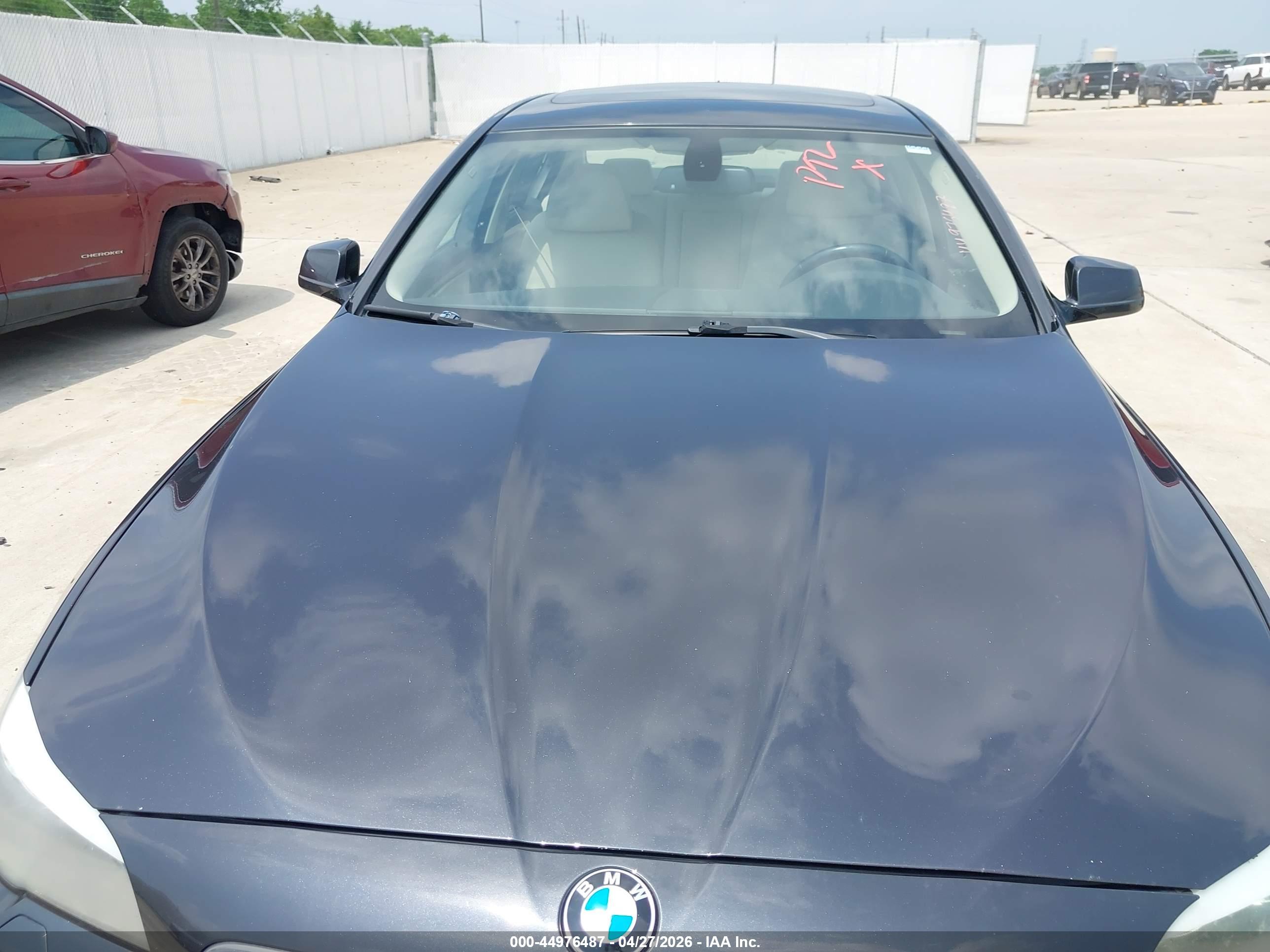 BMW 535I image 6