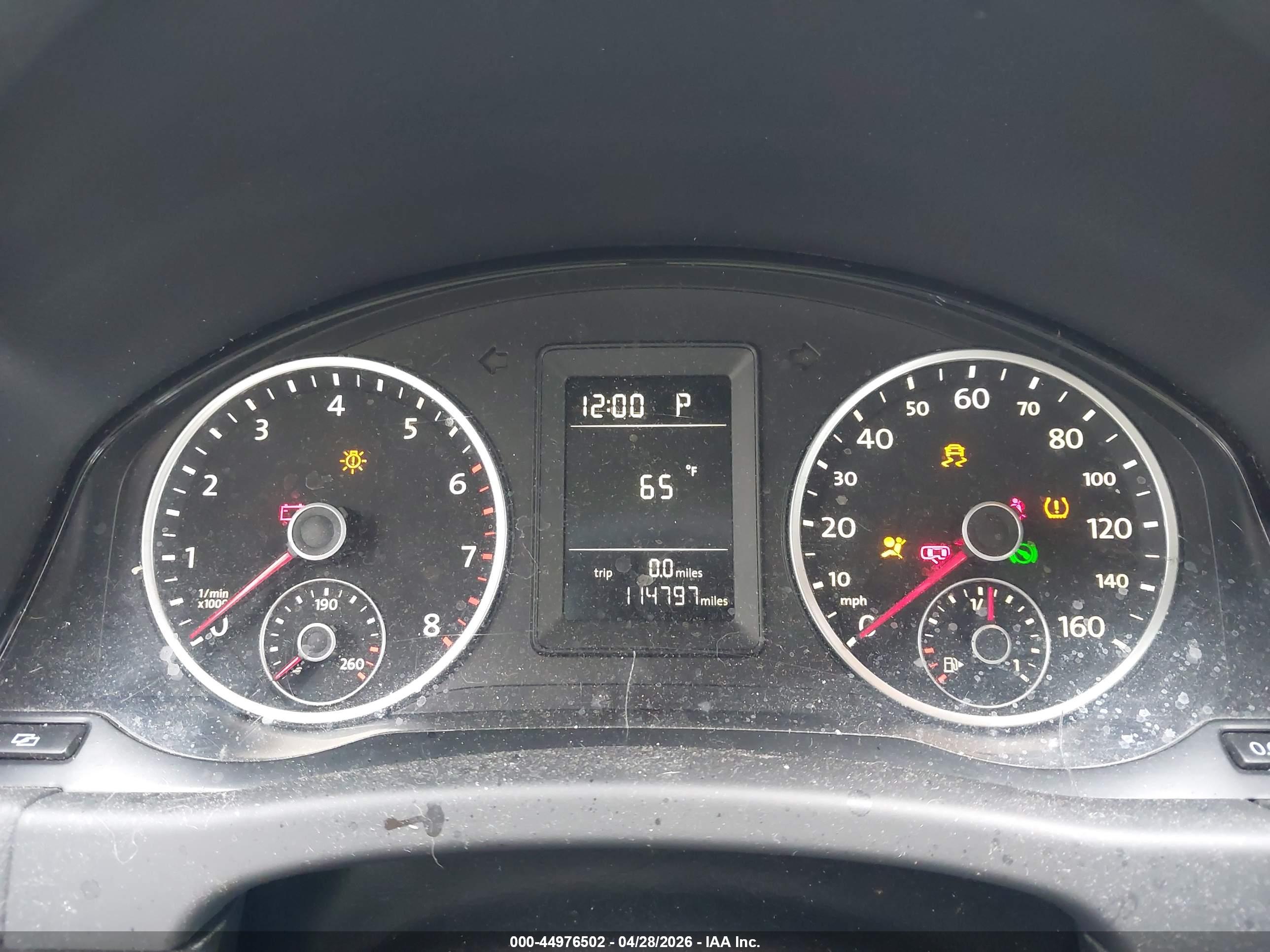 VOLKSWAGEN TIGUAN image 7