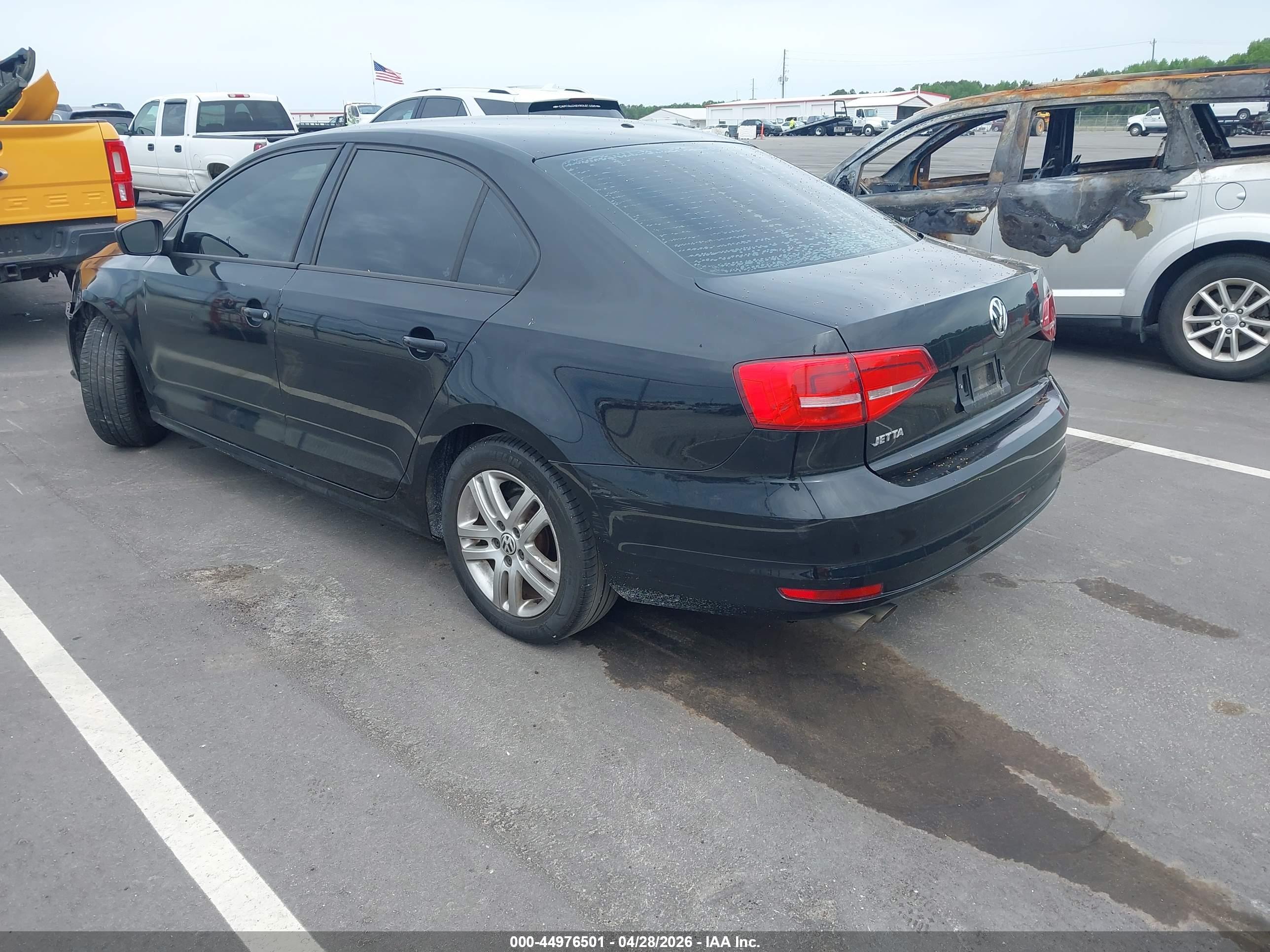 VOLKSWAGEN JETTA image 3