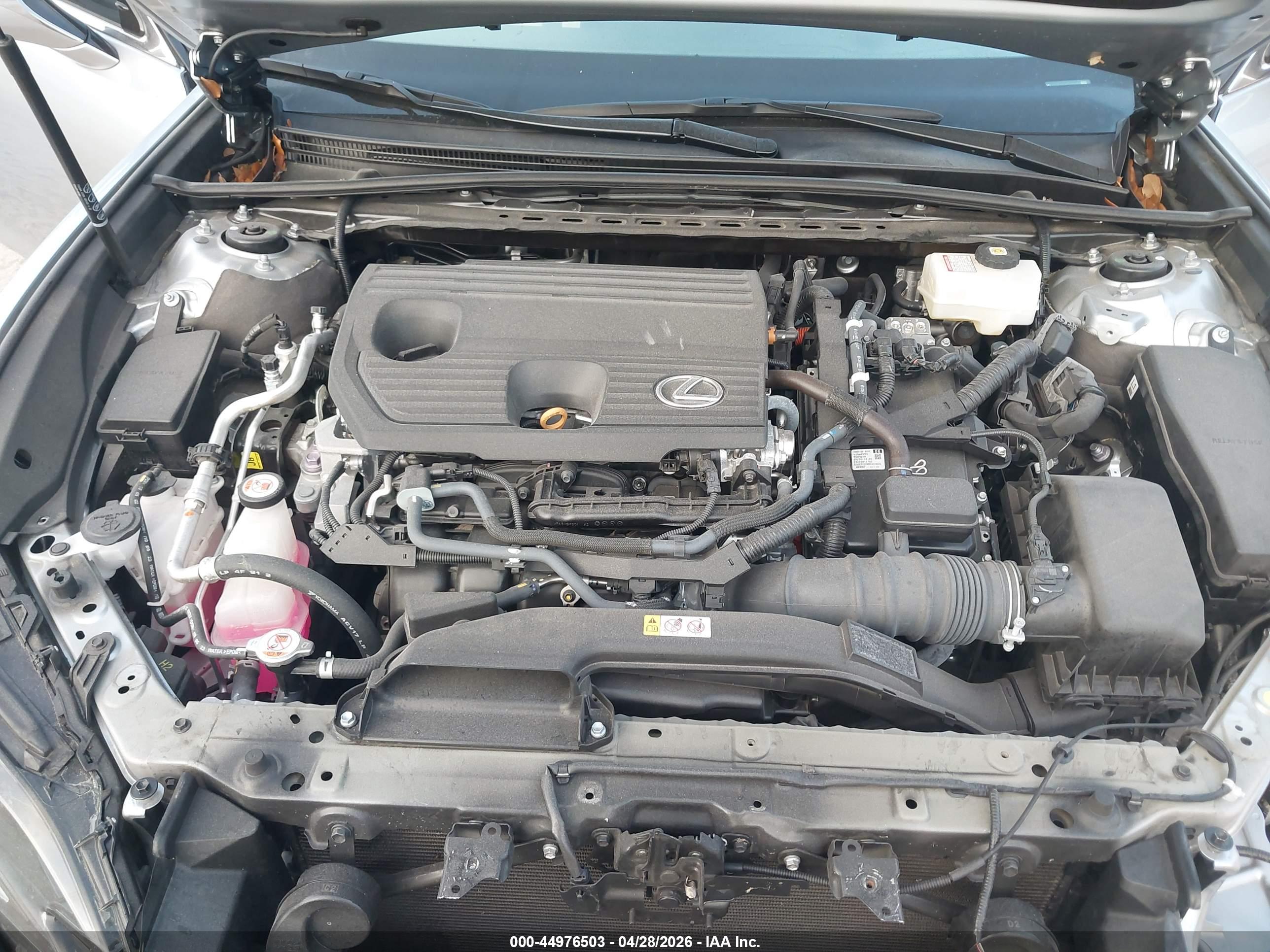 LEXUS ES image 10