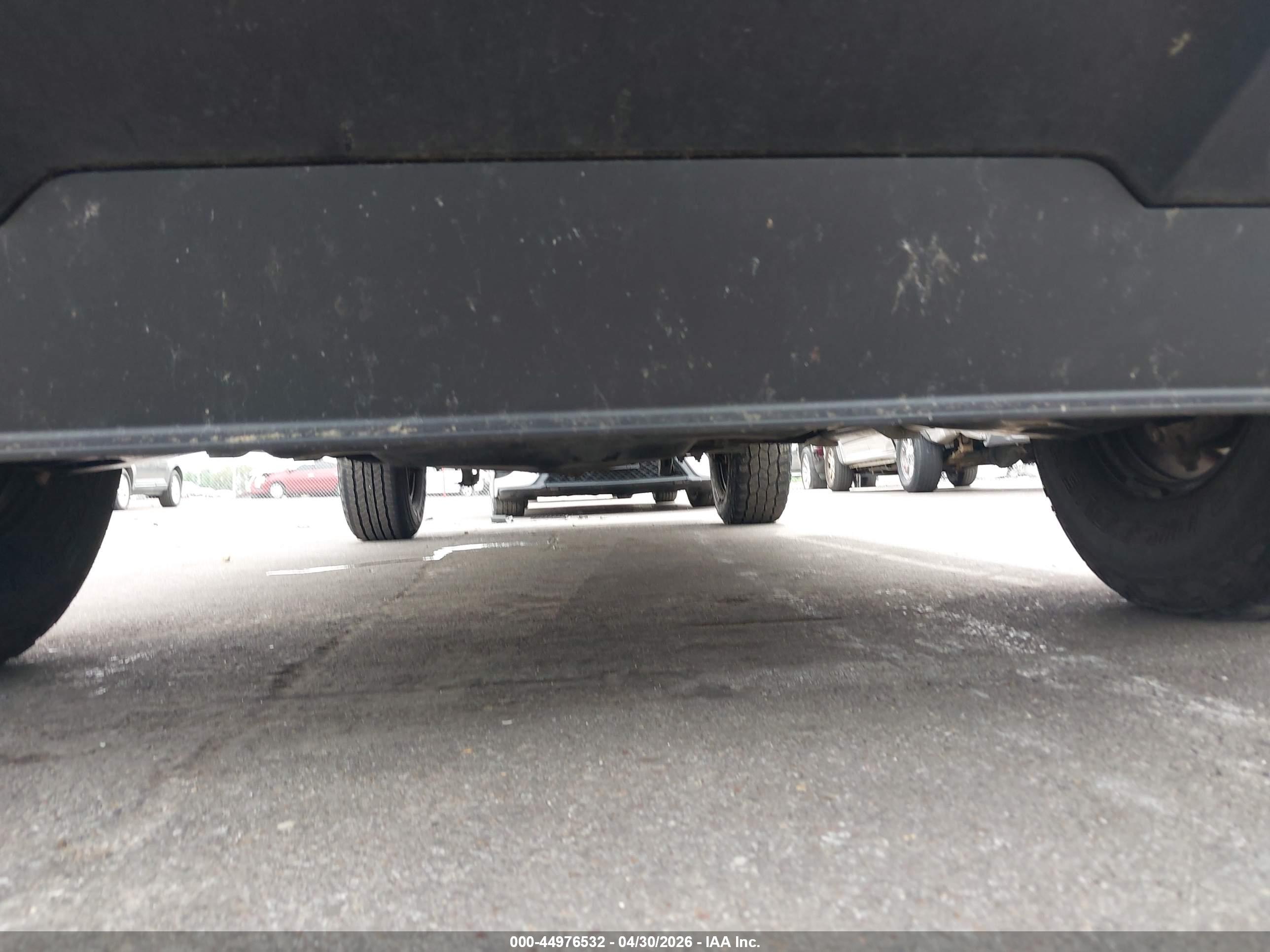 CHEVROLET COLORADO image 6