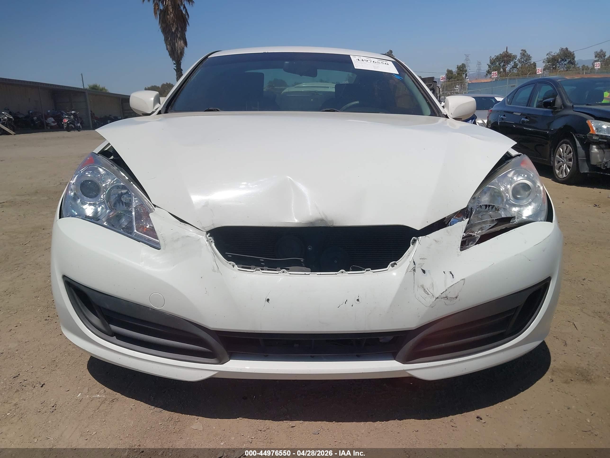 HYUNDAI GENESIS image 6