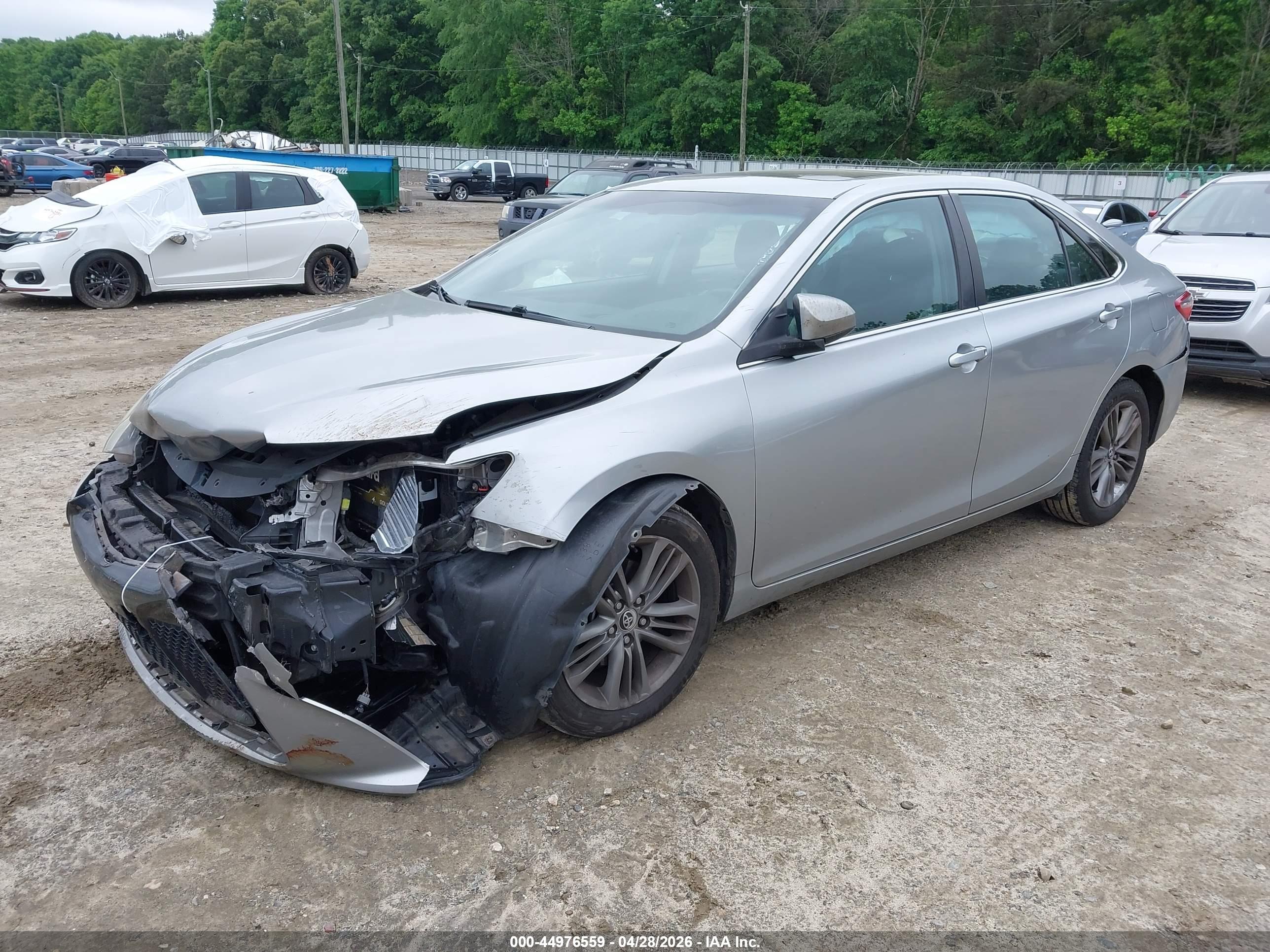 TOYOTA CAMRY image 6