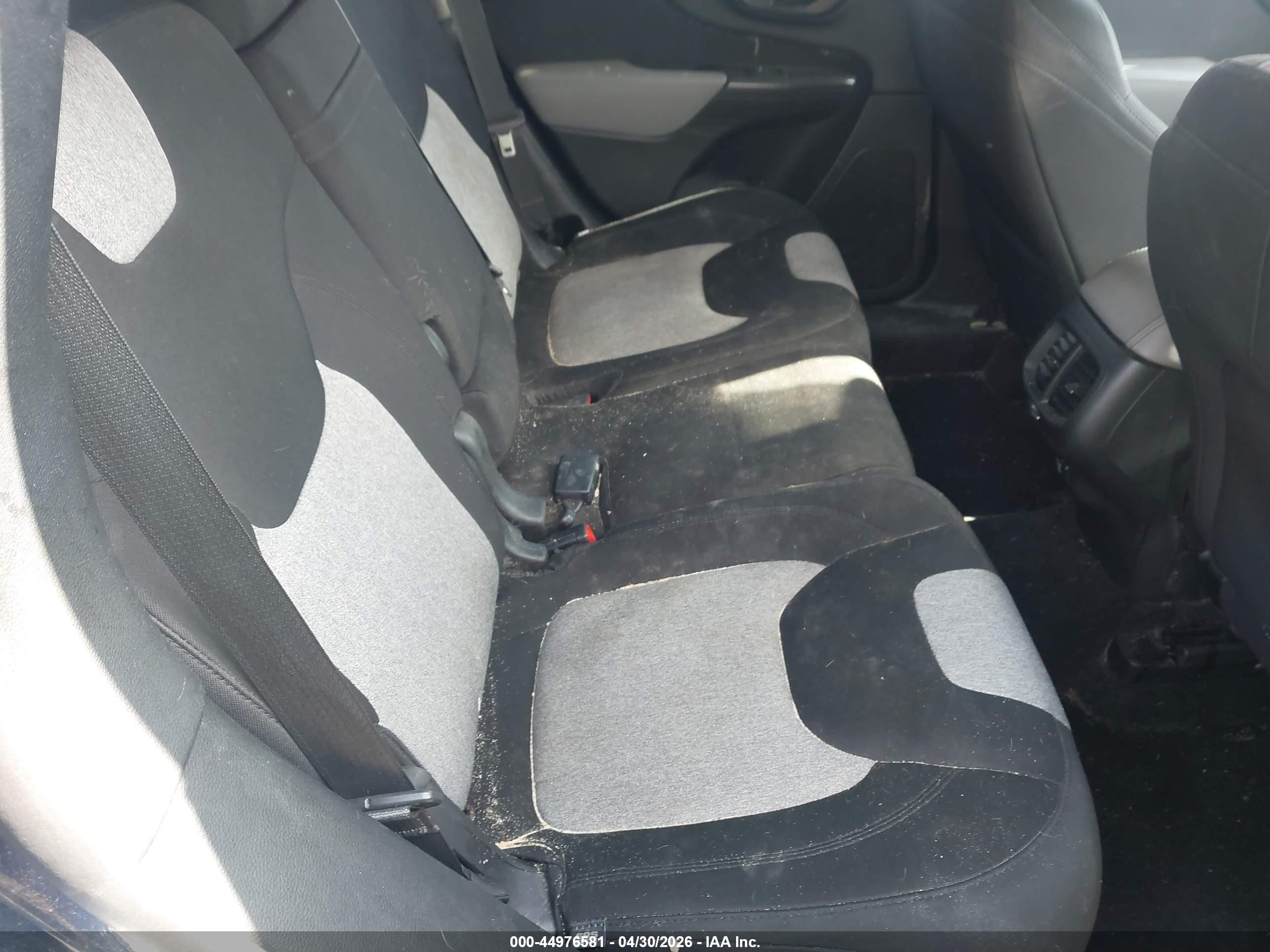 JEEP CHEROKEE image 8