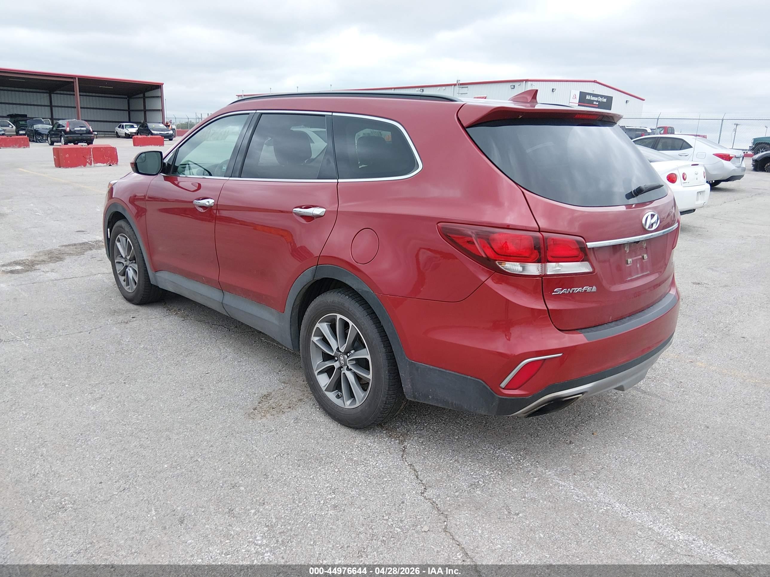 HYUNDAI SANTA image 3