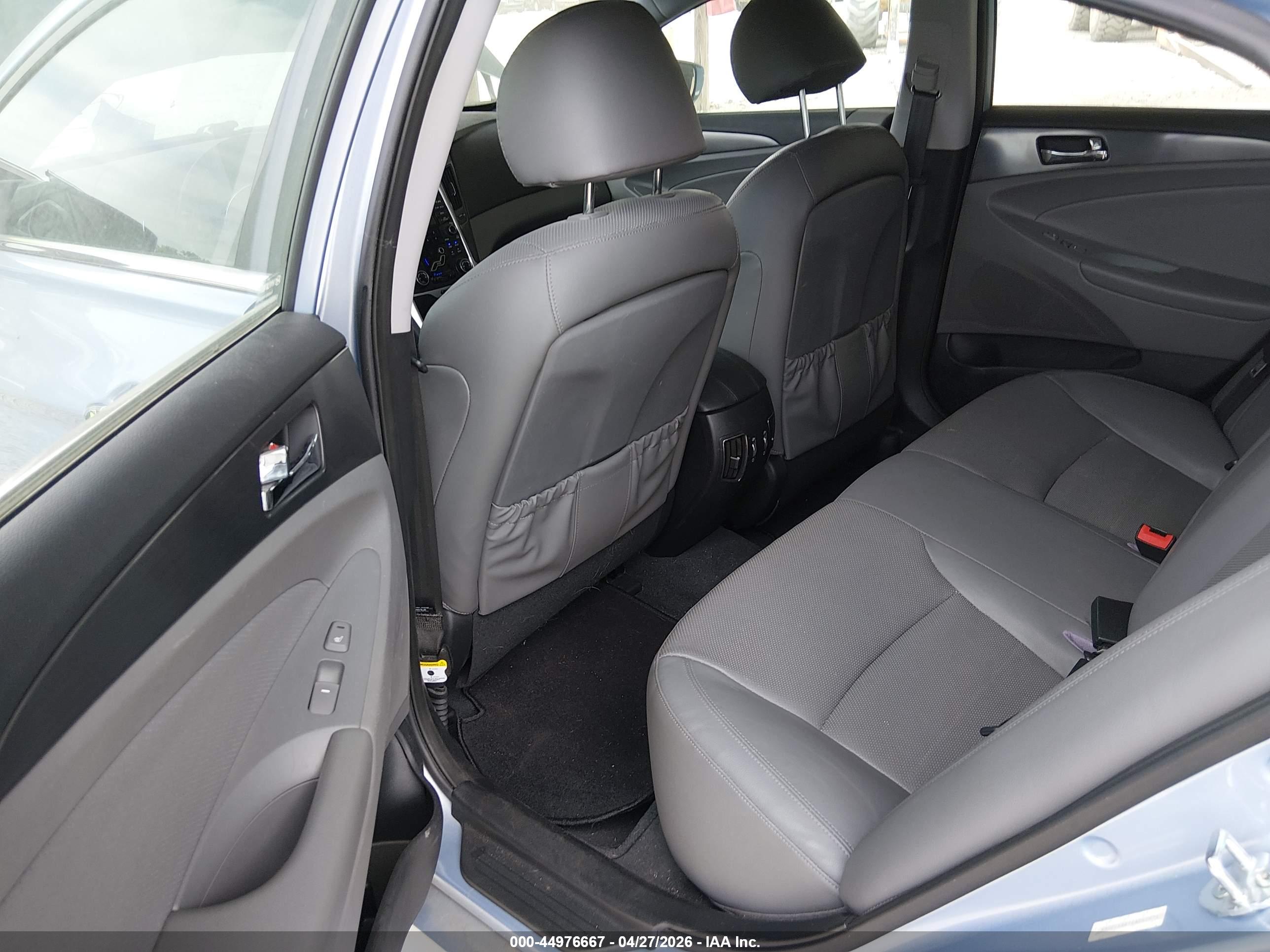 HYUNDAI SONATA image 8