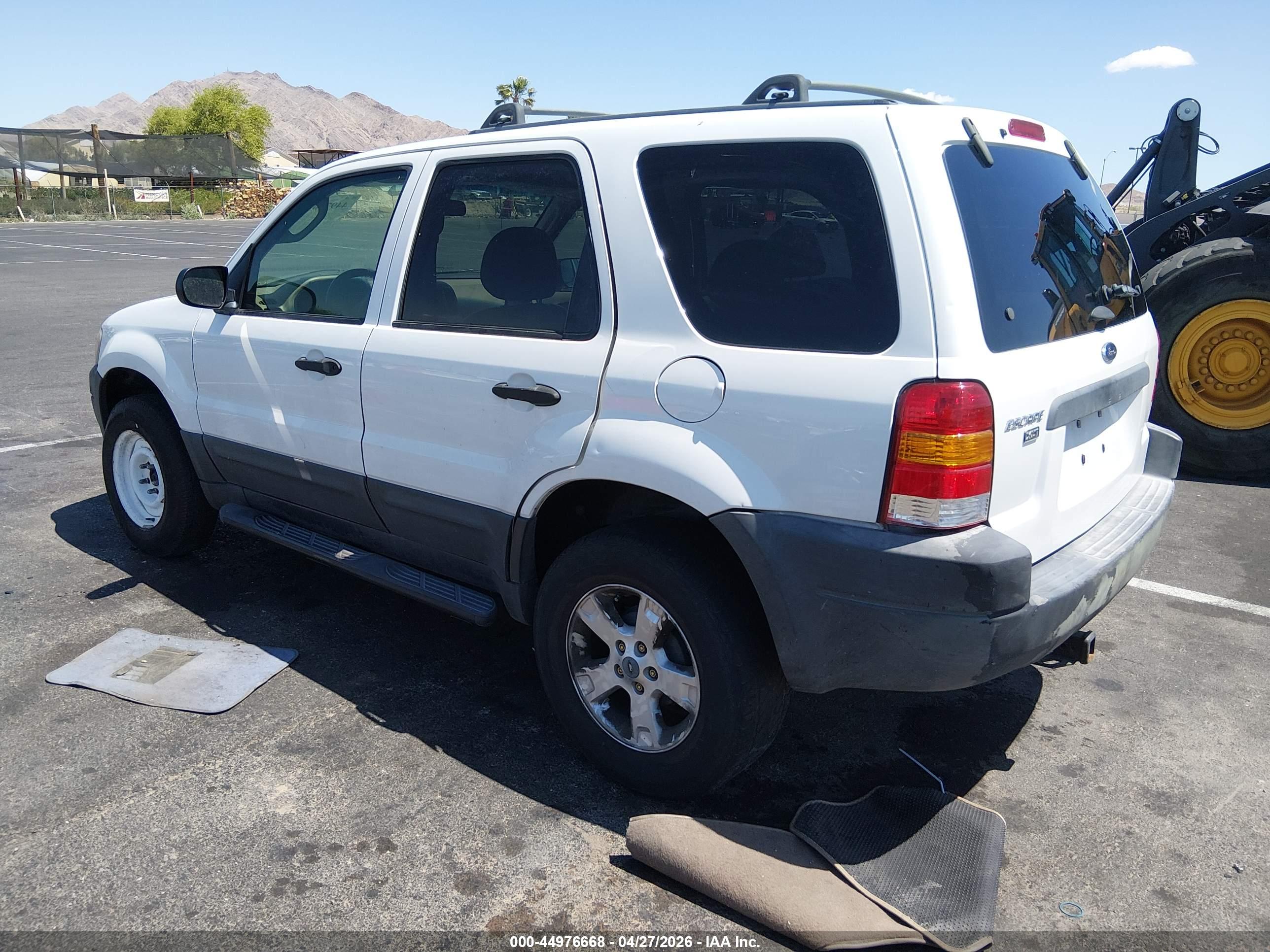 FORD ESCAPE image 3